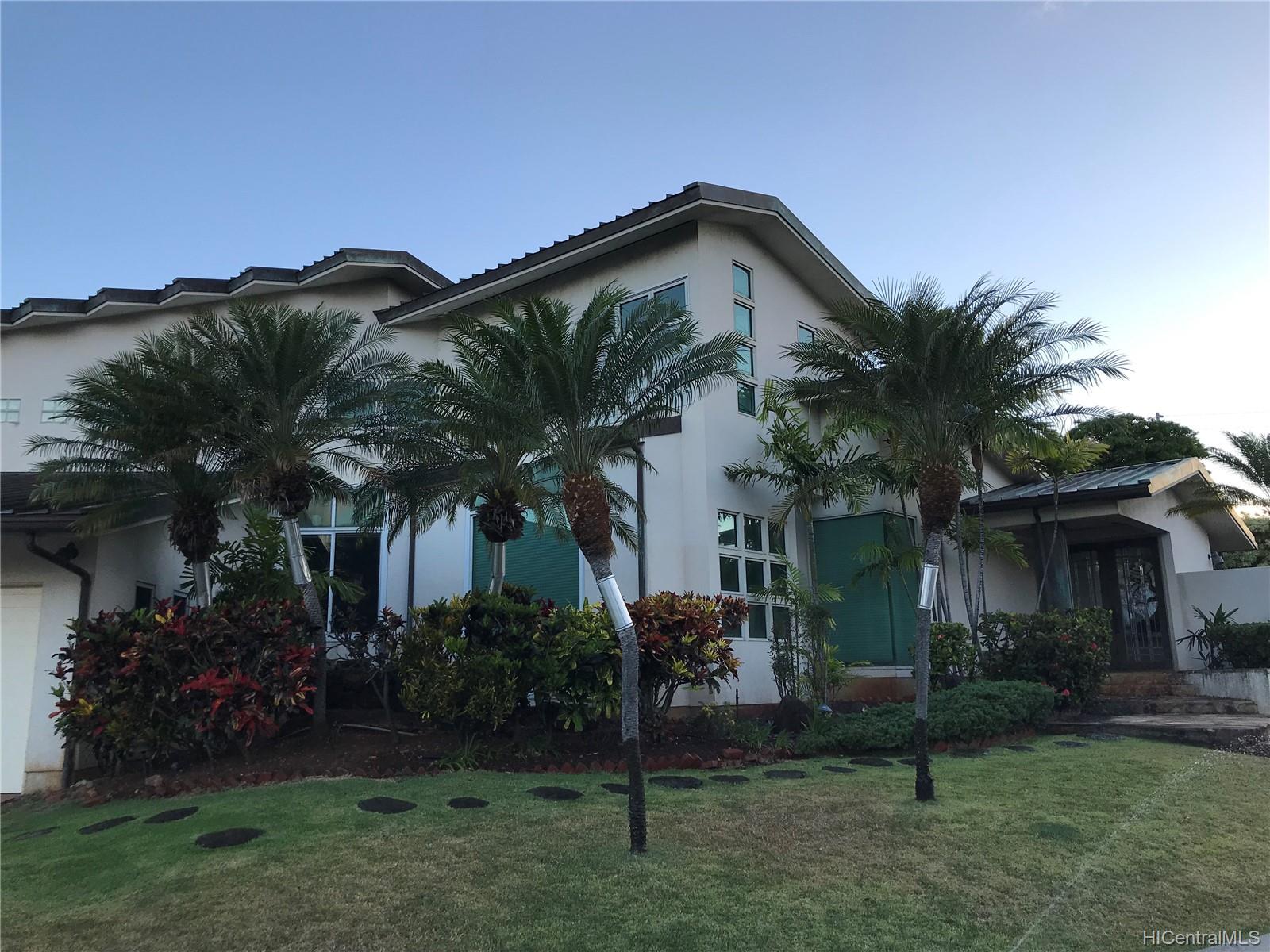 1470 Pueo Street Honolulu HI 96816 listed 05182019