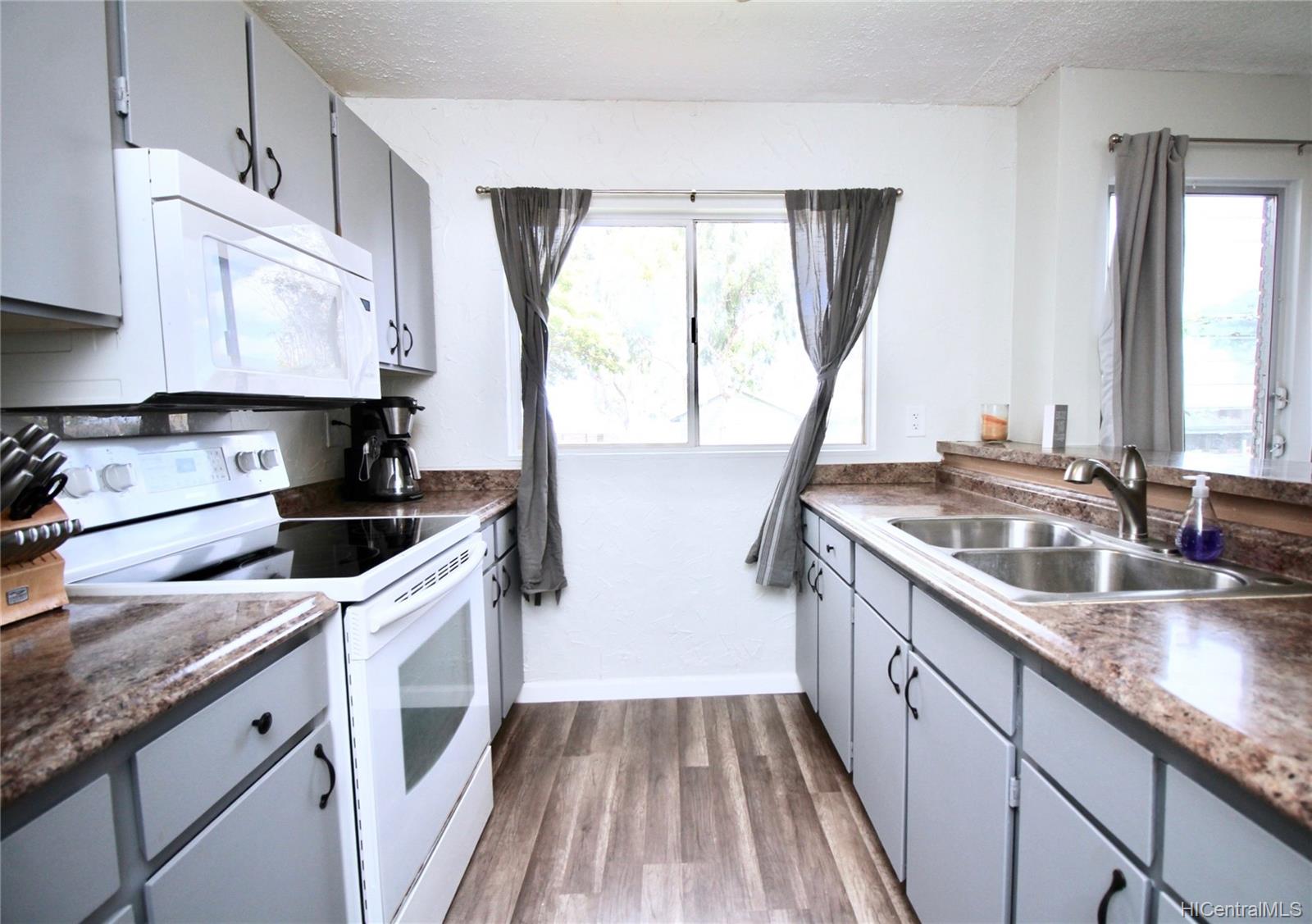 Makakilo Hale 1 921265 Panana Street Unit 20 Kapolei HI 96707 sold on