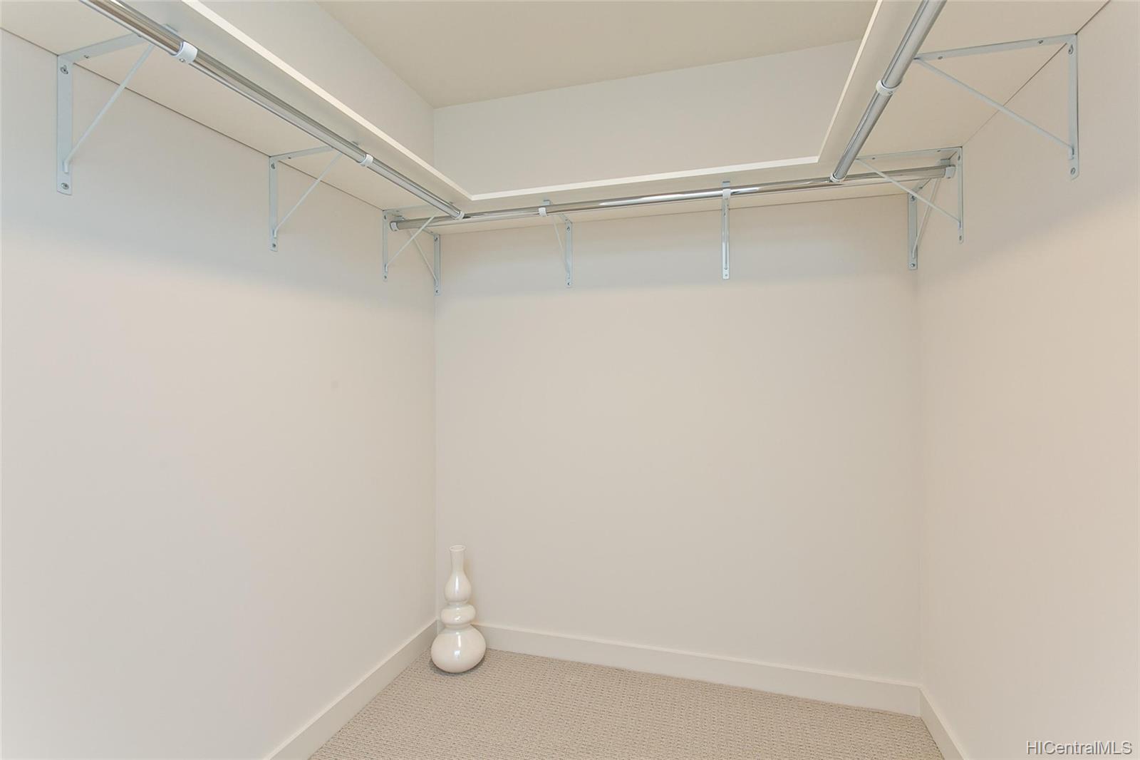 1001 Queen Street  Unit 3403