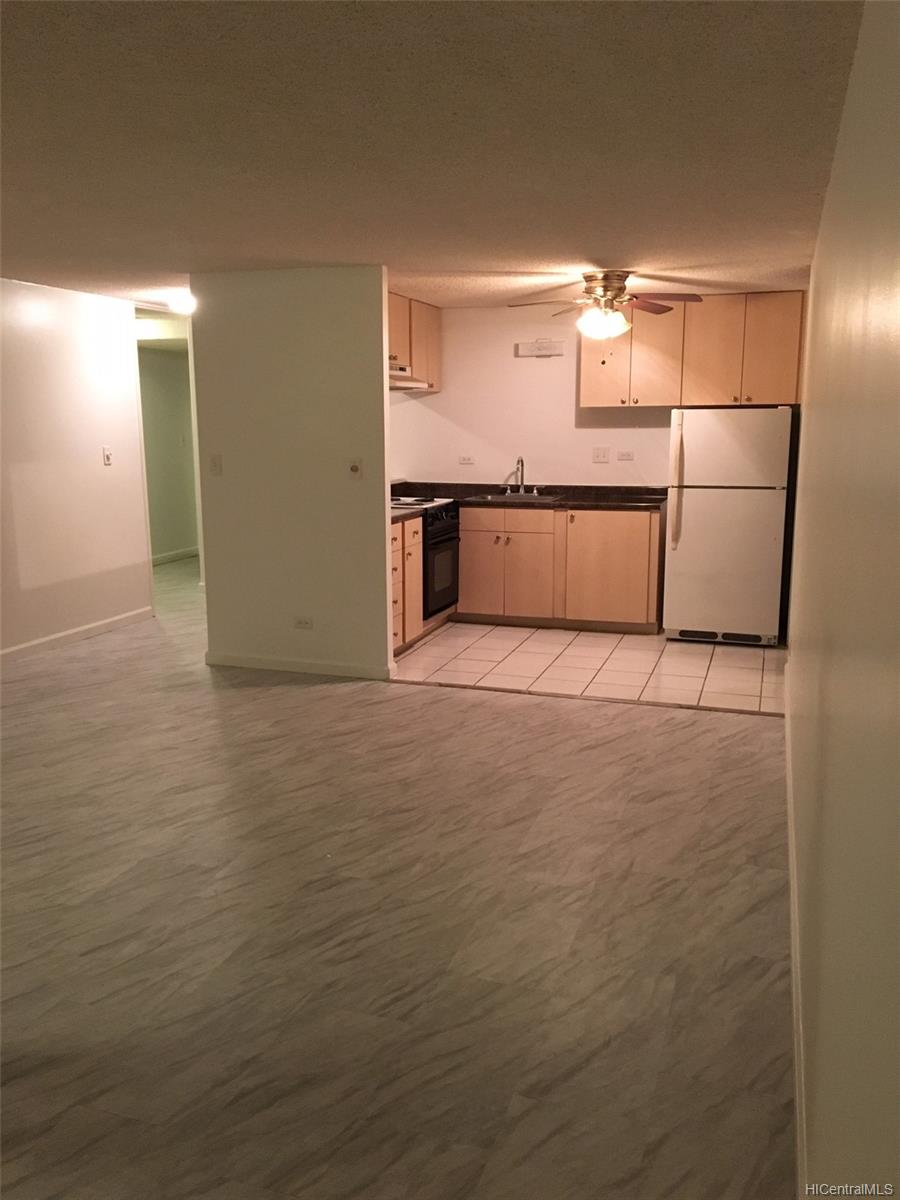 440 Lewers Street  Unit 402