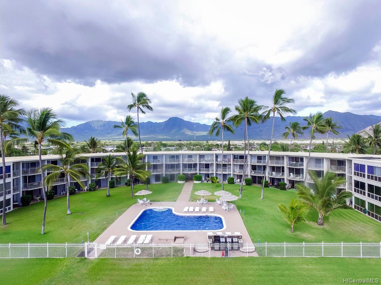 87-561 Farrington Highway  Unit 317