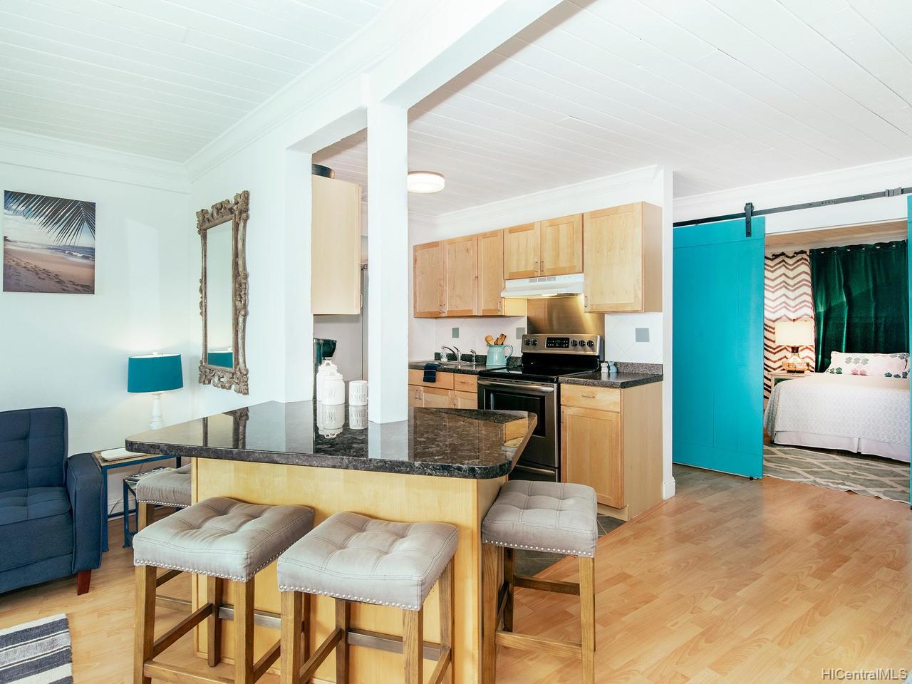 87-561 Farrington Highway  Unit 317