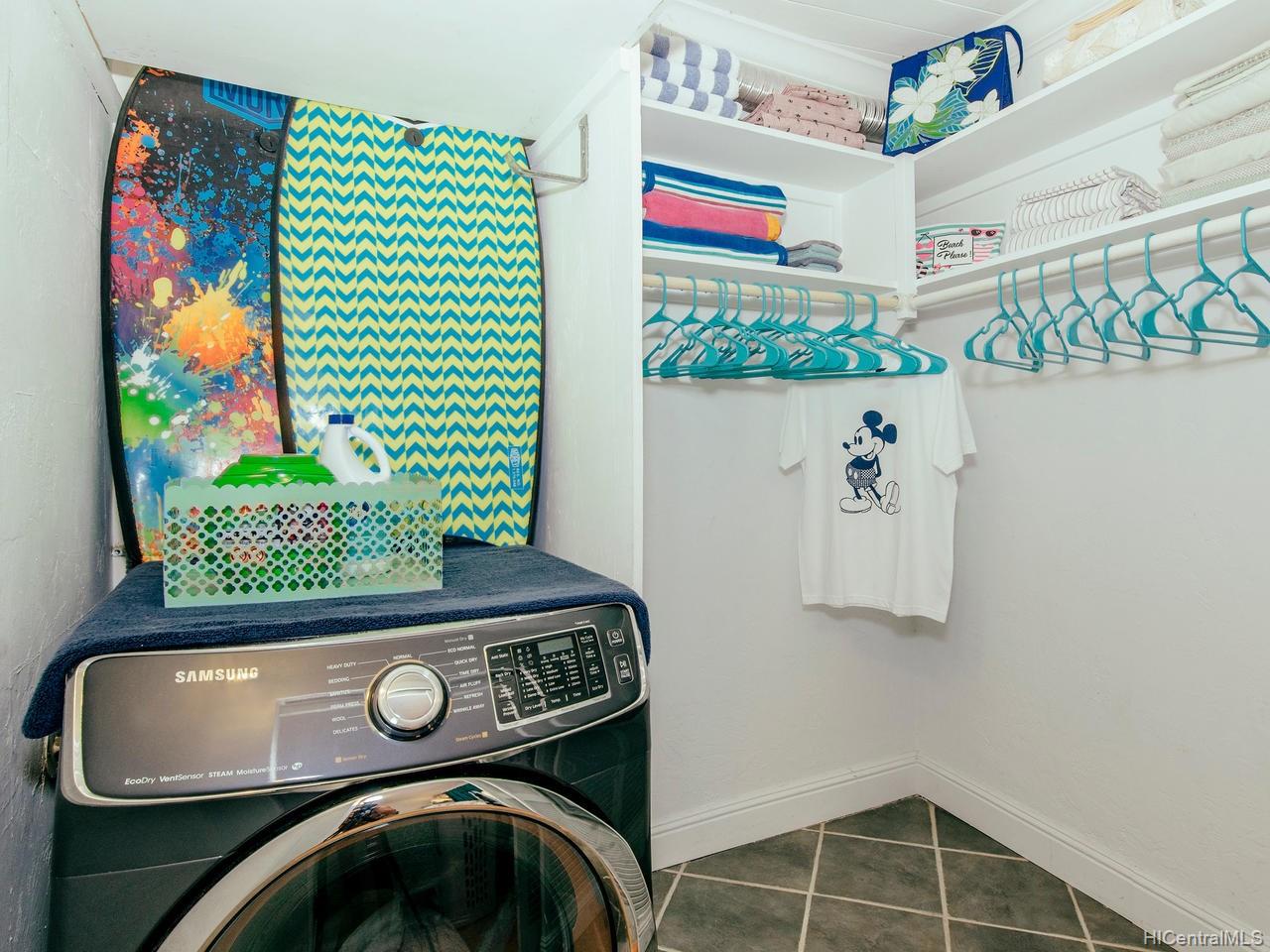 87-561 Farrington Highway  Unit 317