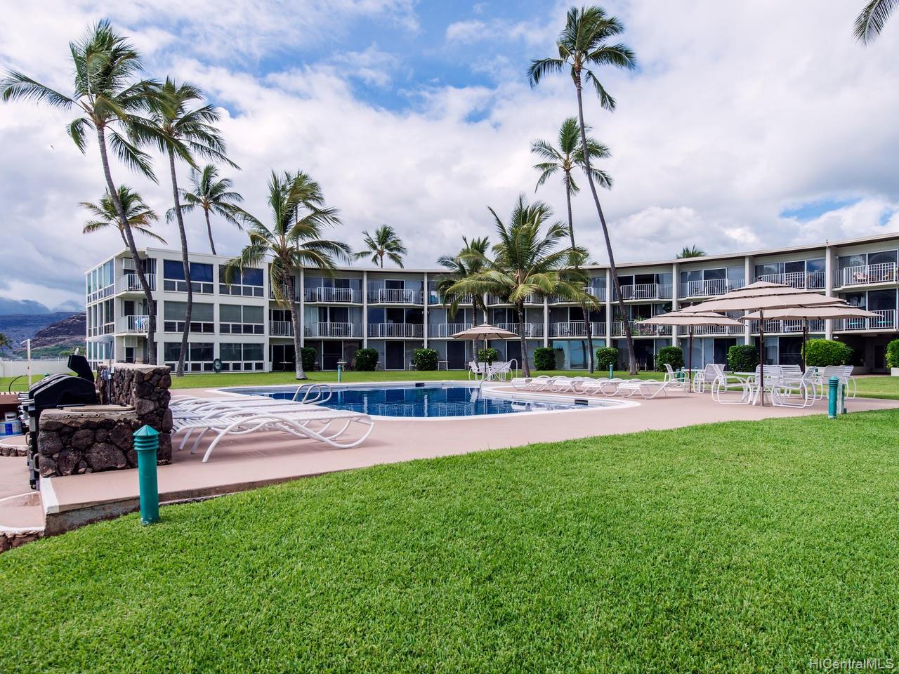87-561 Farrington Highway  Unit 317