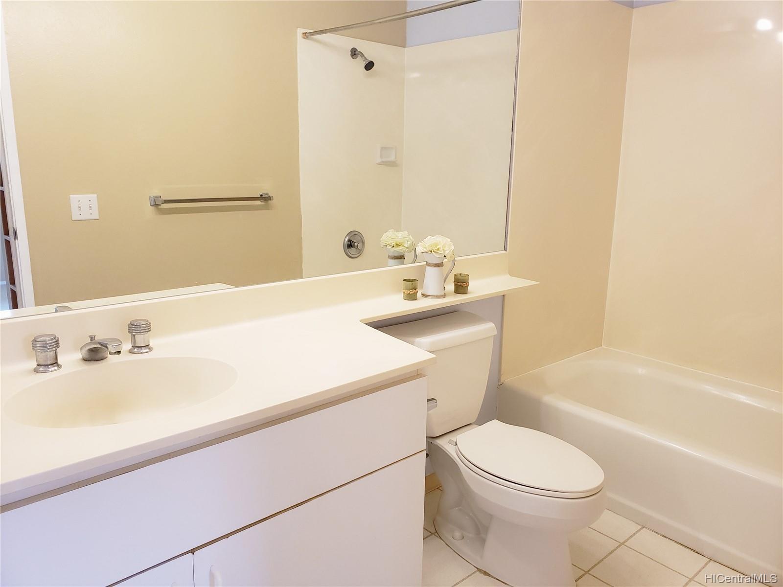 91-957 Laaulu Street  Unit F