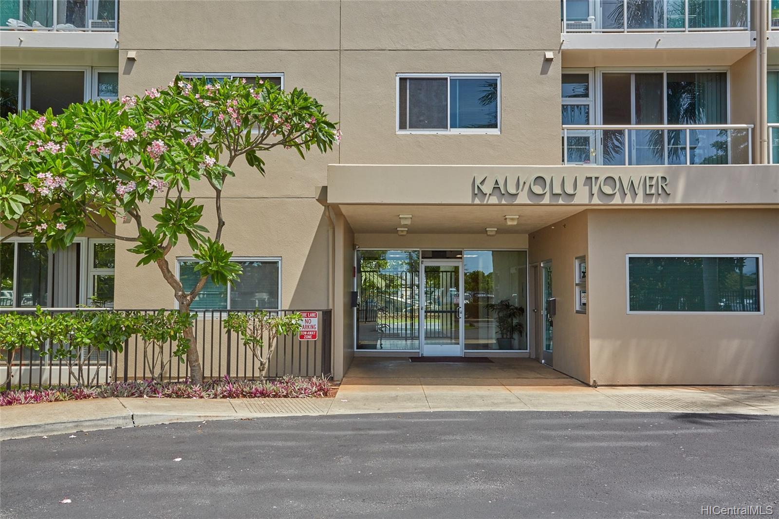 Plantation Town Apartments 94979 Kauolu Place Unit 913 Waipahu HI