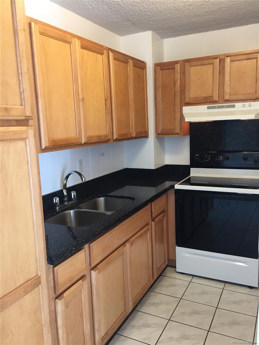 2847 Waialae Avenue  Unit 504