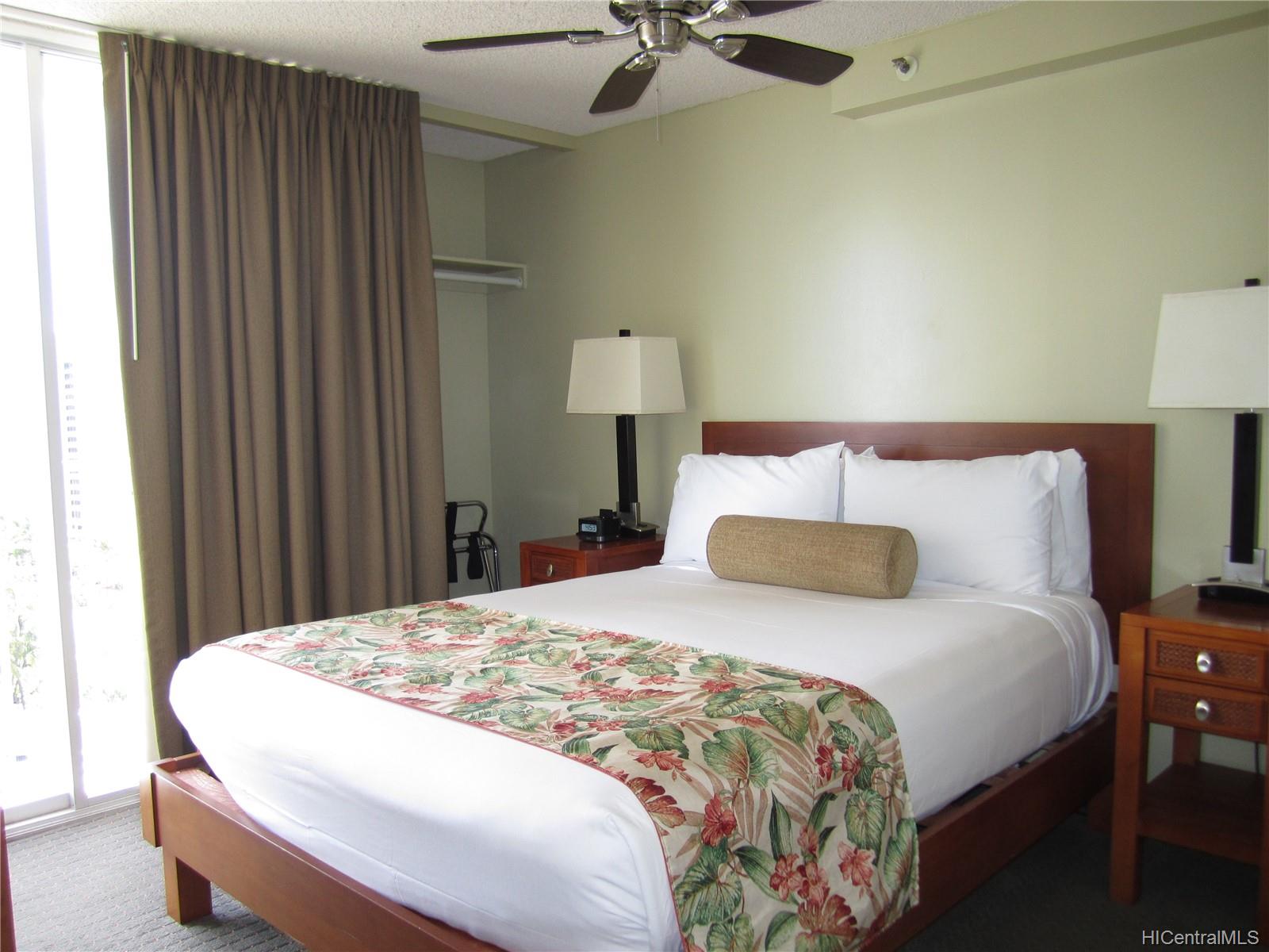 2427 Kuhio Avenue  Unit 1403