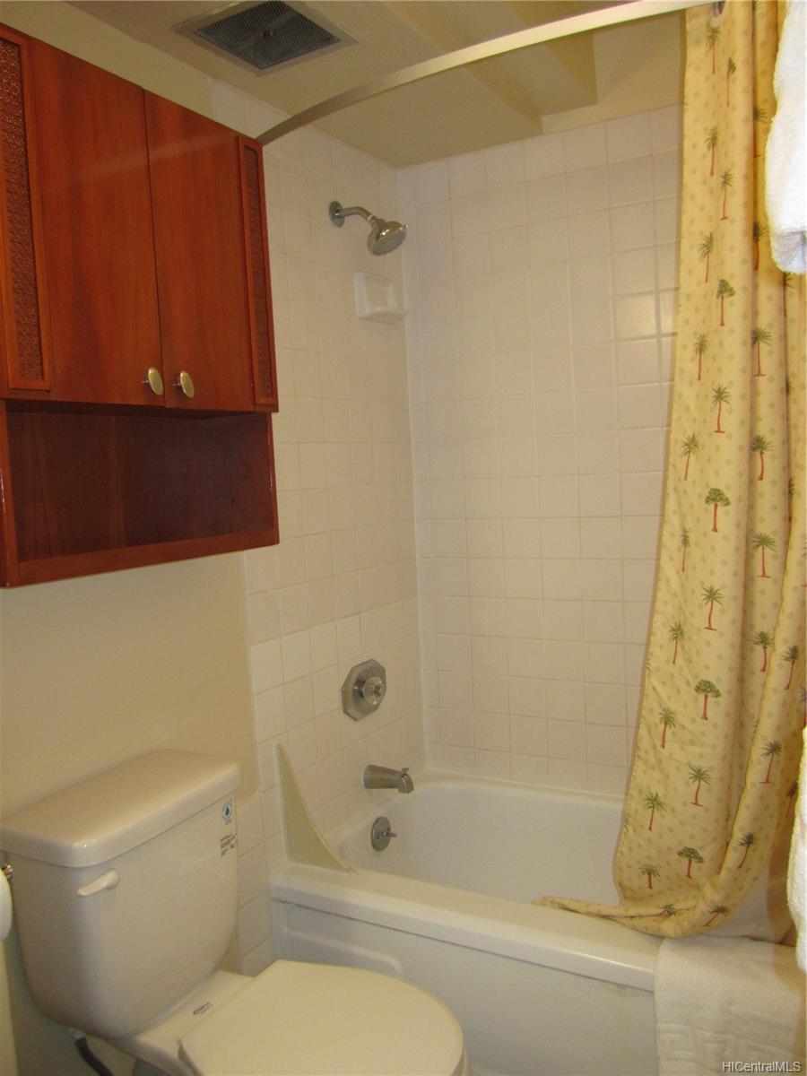 2427 Kuhio Avenue  Unit 1403