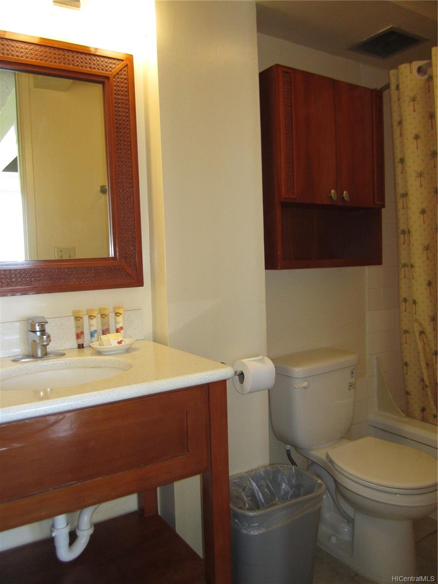 2427 Kuhio Avenue  Unit 1403