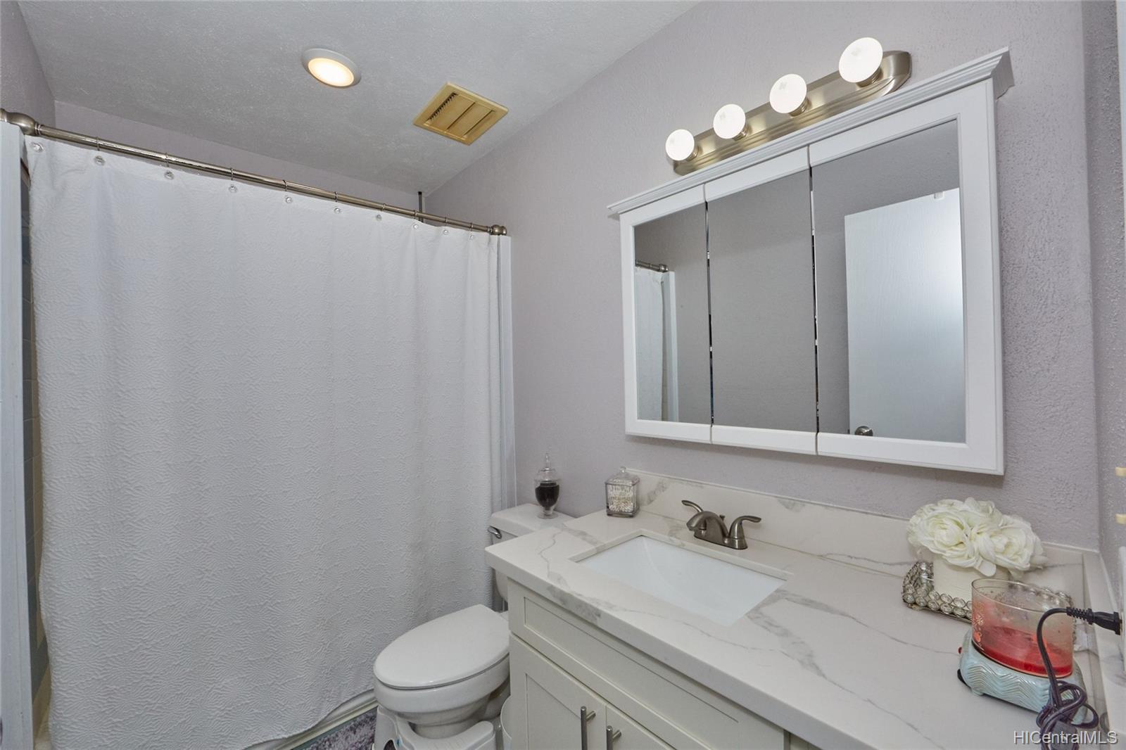 92-1064 Palahia Street  Unit 9