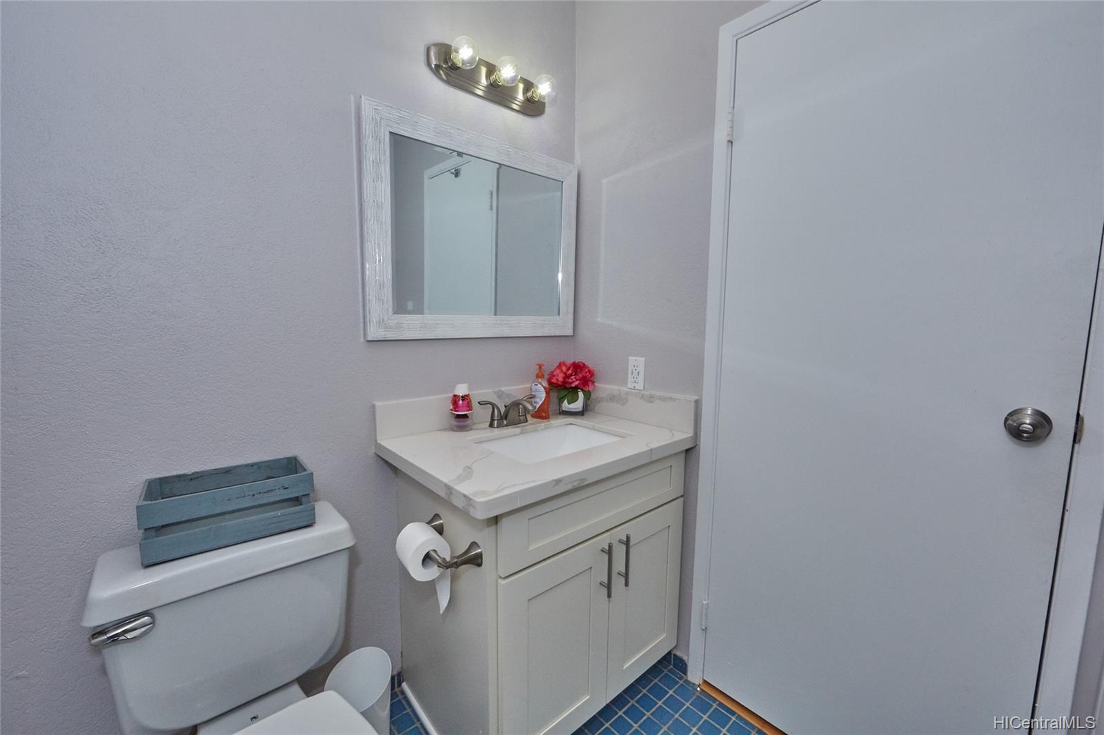 92-1064 Palahia Street  Unit 9