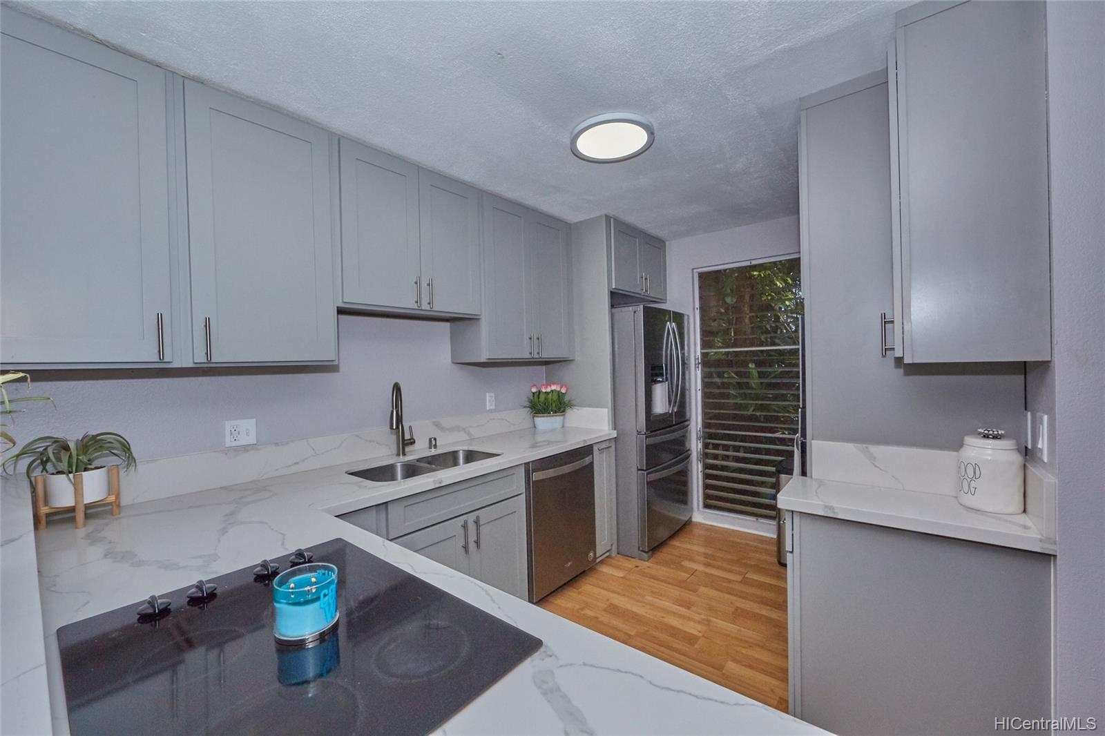 92-1064 Palahia Street  Unit 9