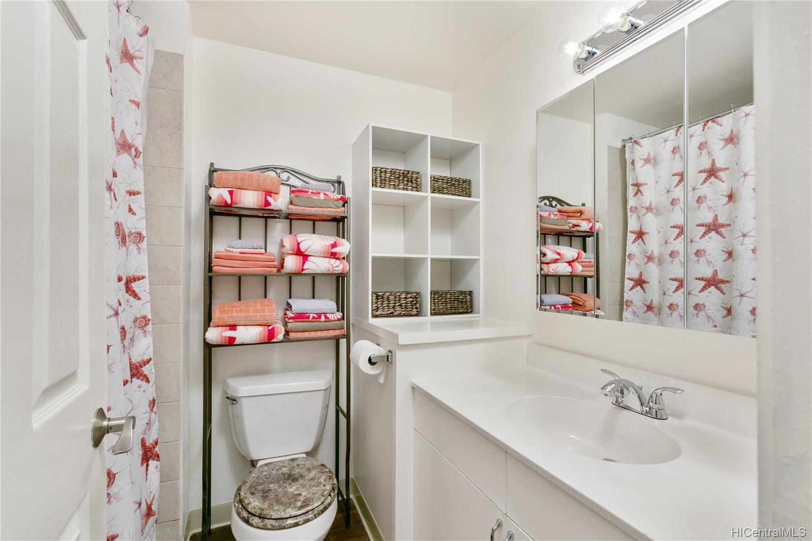 85-175 Farrington Highway  Unit C107