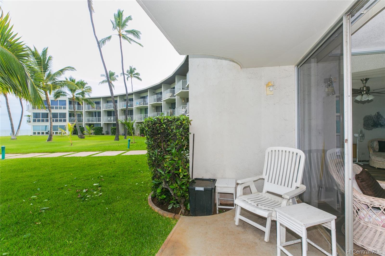 87-561 Farrington Highway  Unit 109