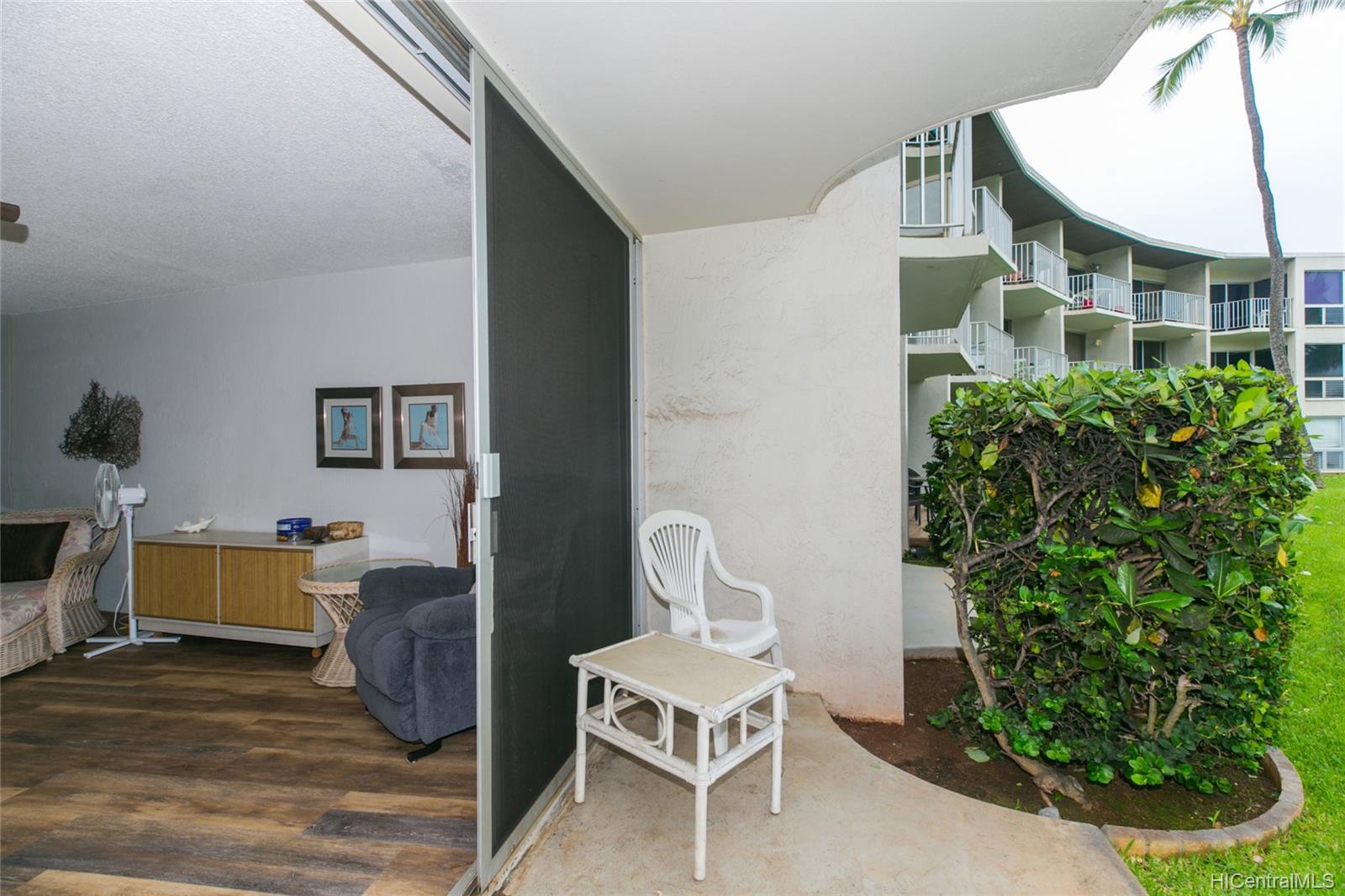 87-561 Farrington Highway  Unit 109