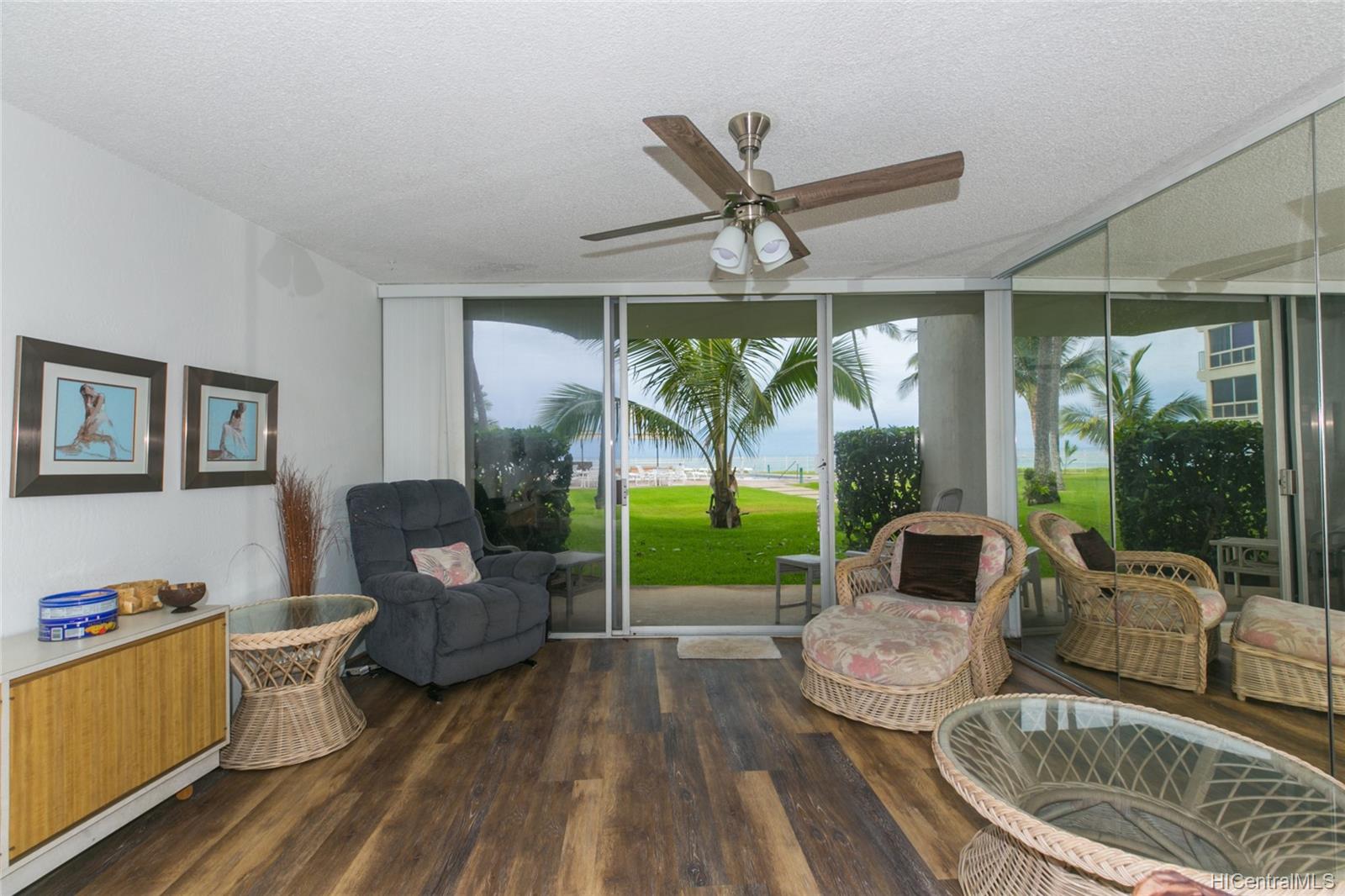 87-561 Farrington Highway  Unit 109