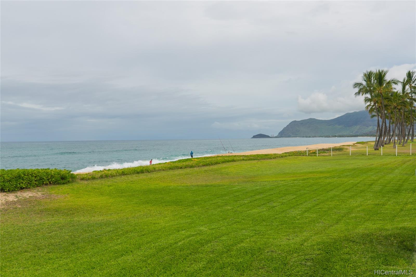 87-561 Farrington Highway  Unit 109