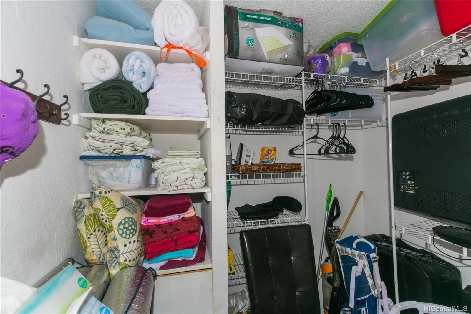 87-561 Farrington Highway  Unit 109