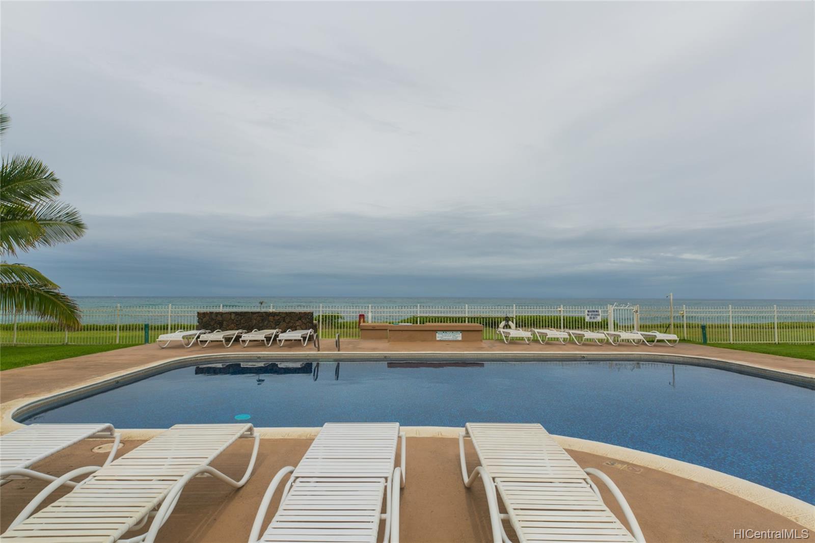 87-561 Farrington Highway  Unit 109