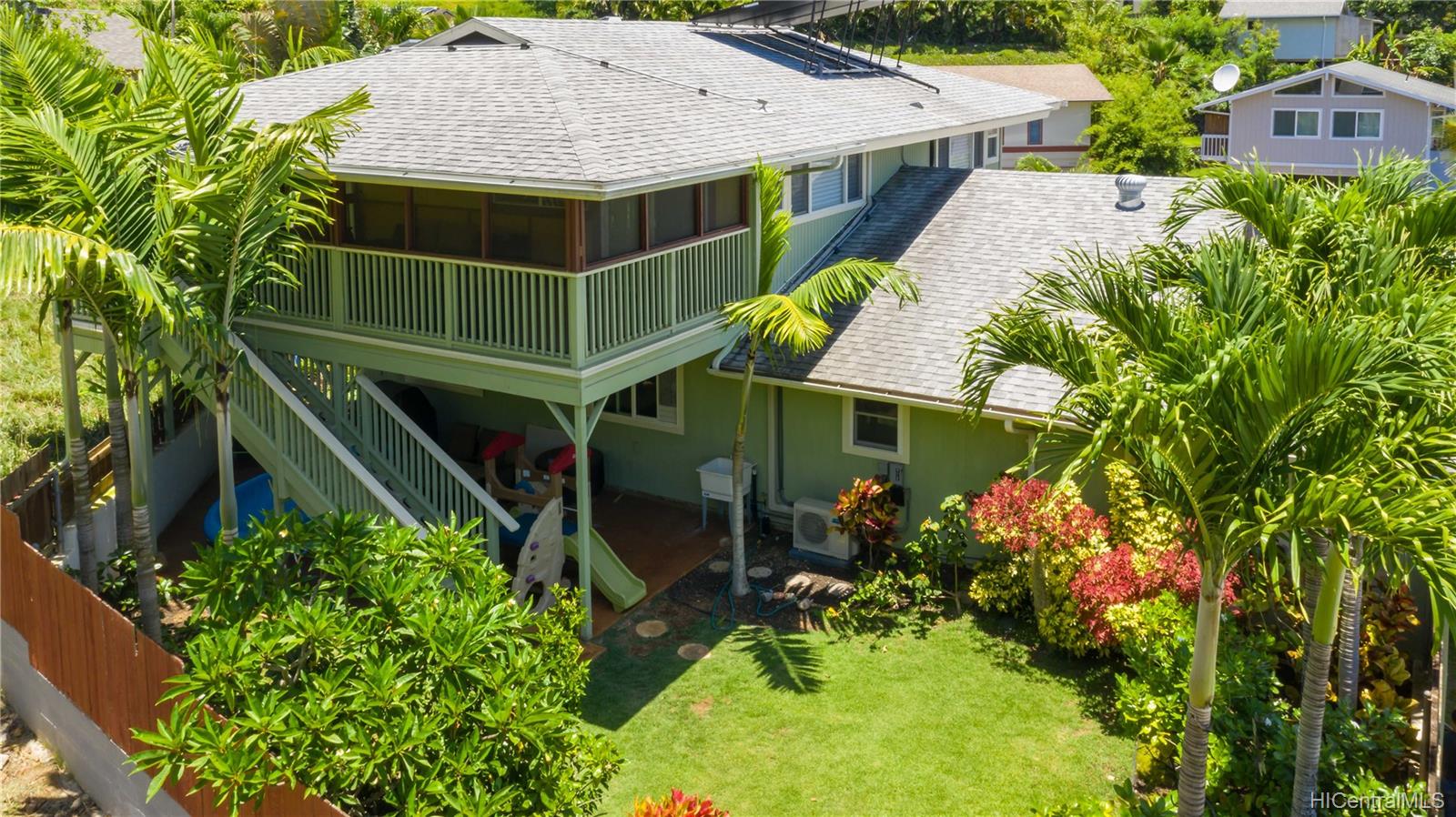 1386 Nanialii Street