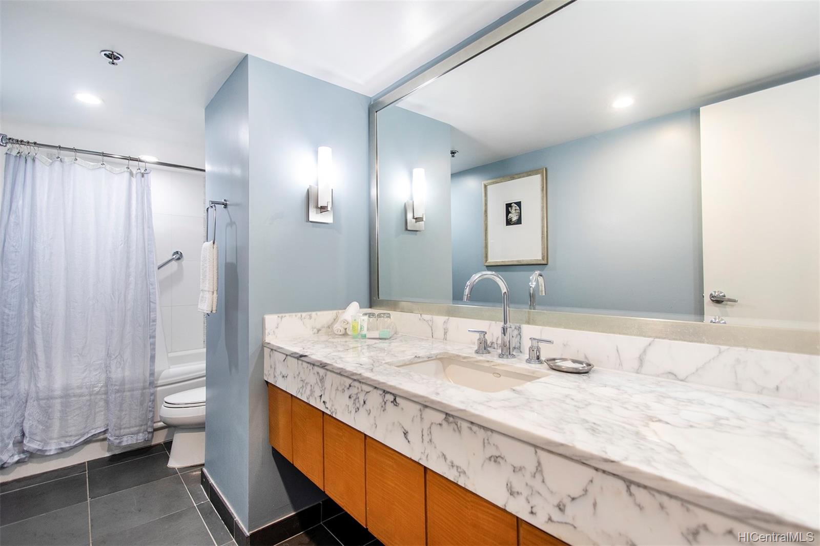 410 Atkinson Drive  Unit 2327