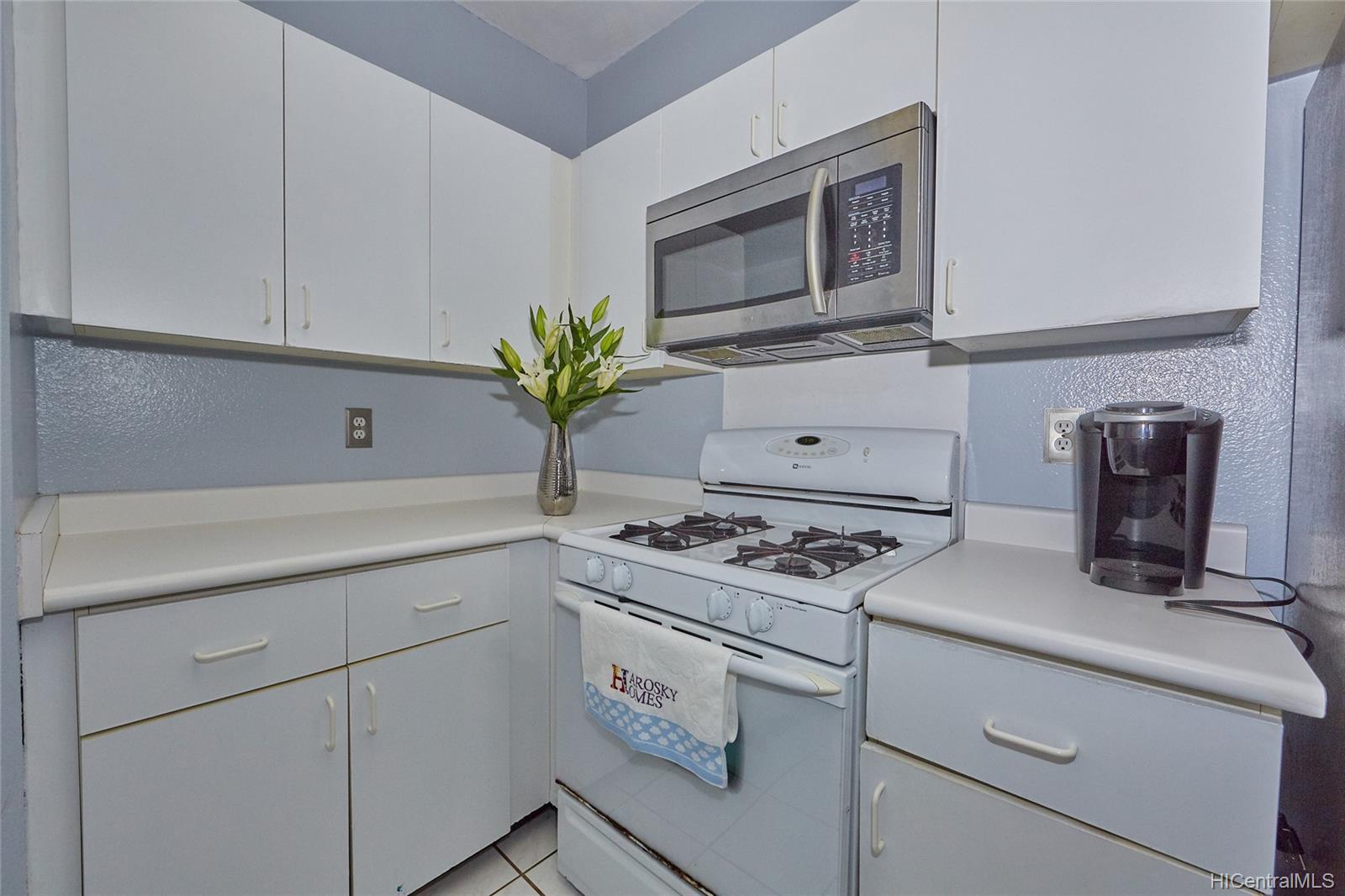 91-525 Puamaeole Street  Unit 37C