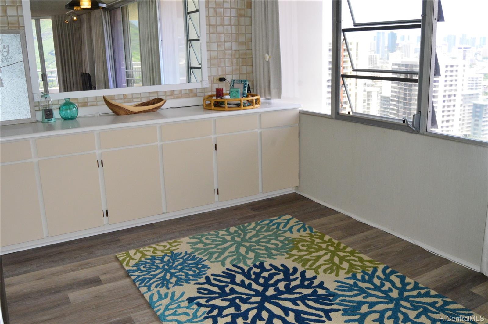2825 S King Street  Unit 2504