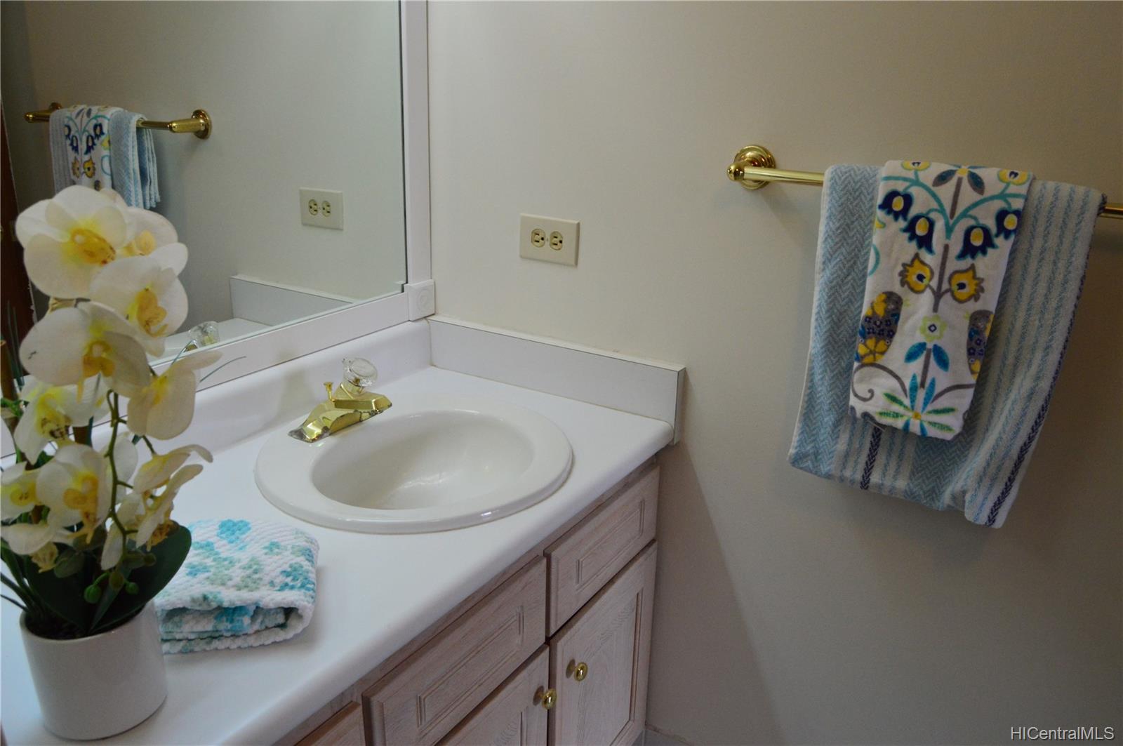 2825 S King Street  Unit 2504