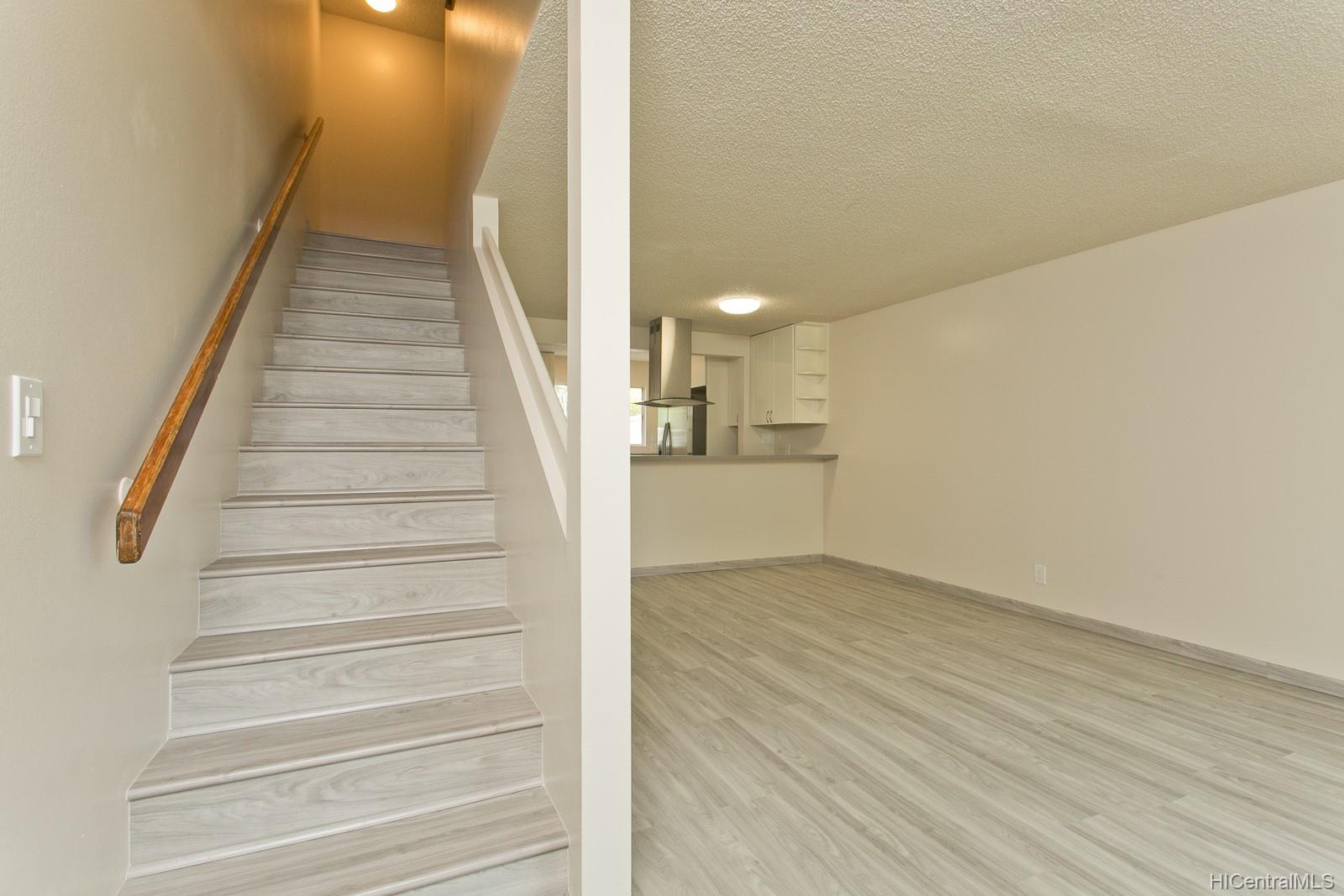 318-2 Kuau Street  Unit 702