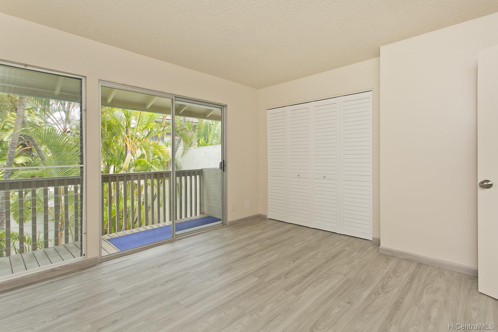 318-2 Kuau Street  Unit 702