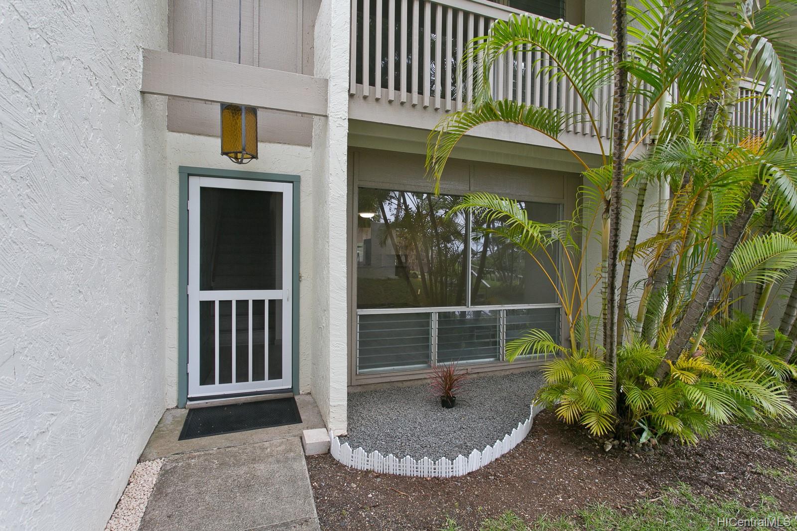 318-2 Kuau Street  Unit 702
