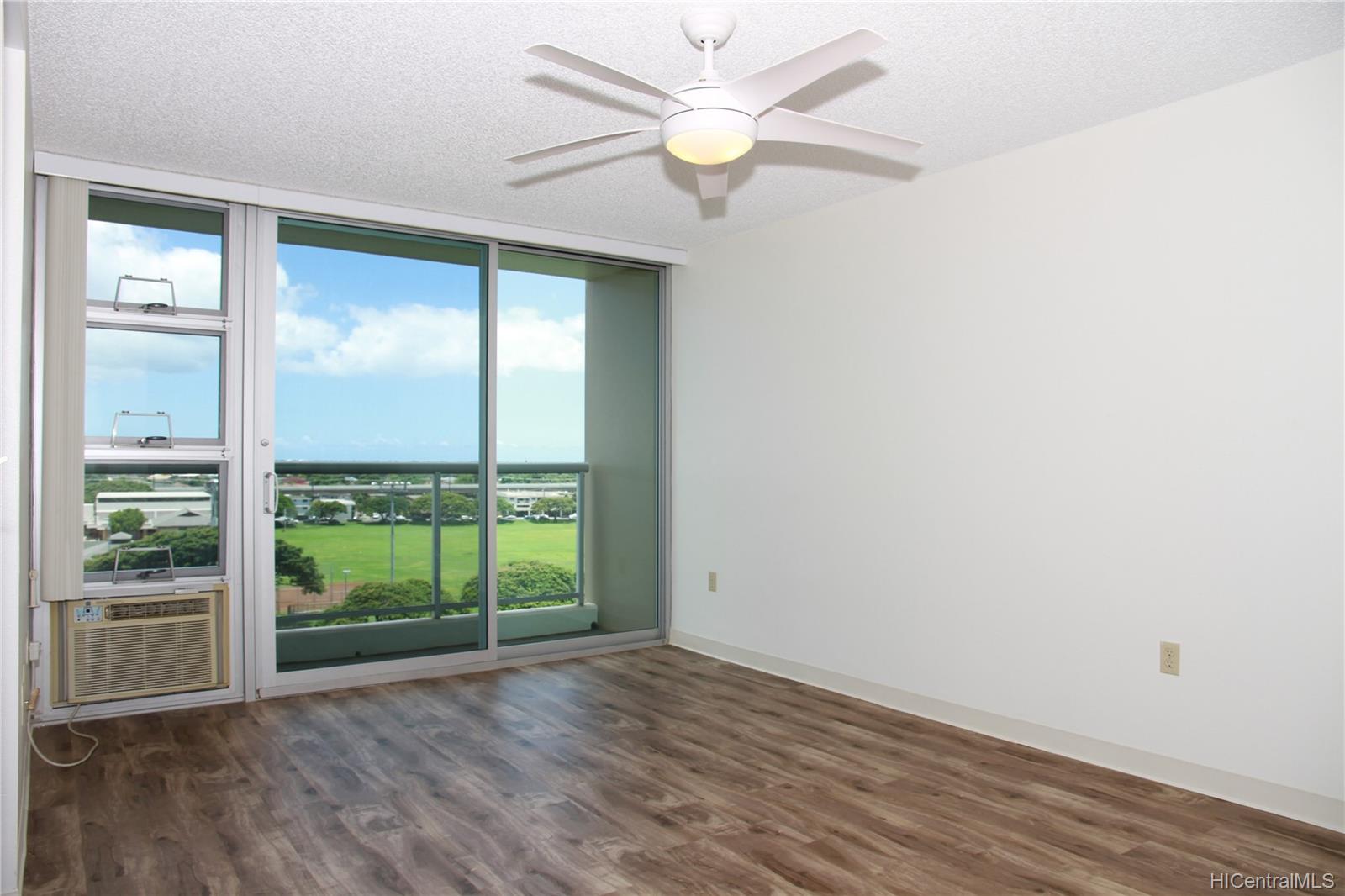 94-302 Paiwa Street  Unit 807