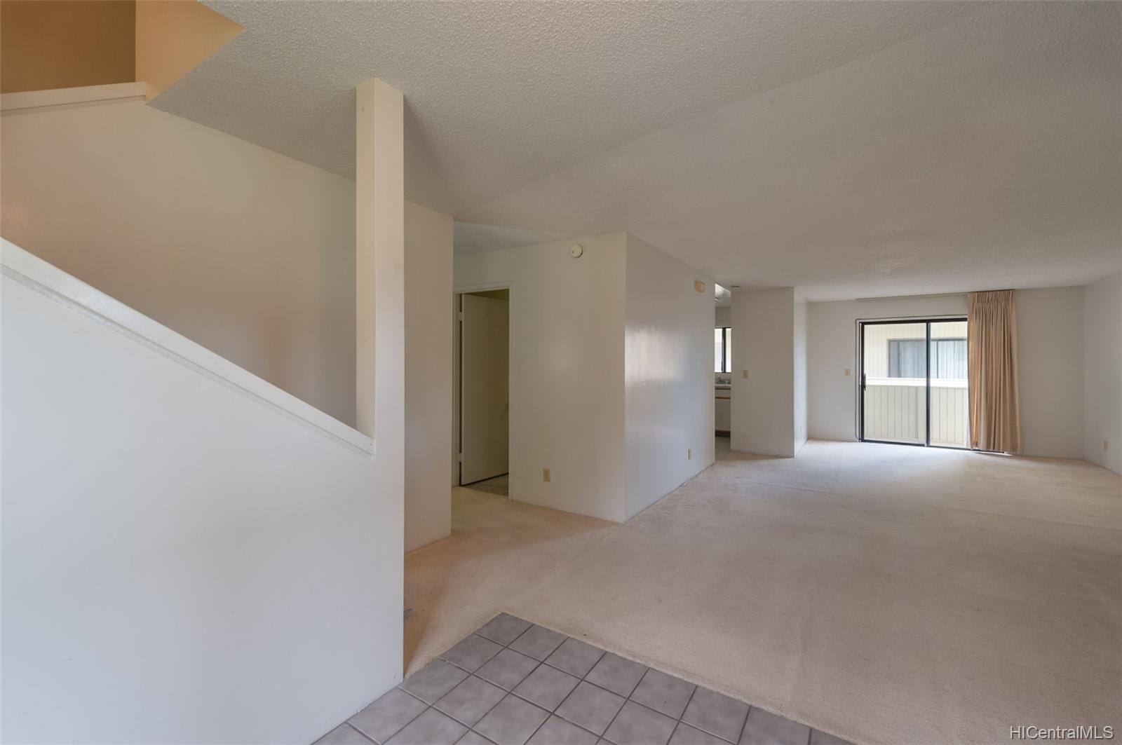 Nehoa Park Ests 1303 Nehoa Street Unit 15 Honolulu HI 96822 sold on 04