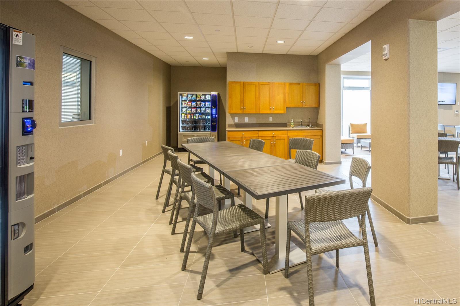 801 South Street  Unit 2910
