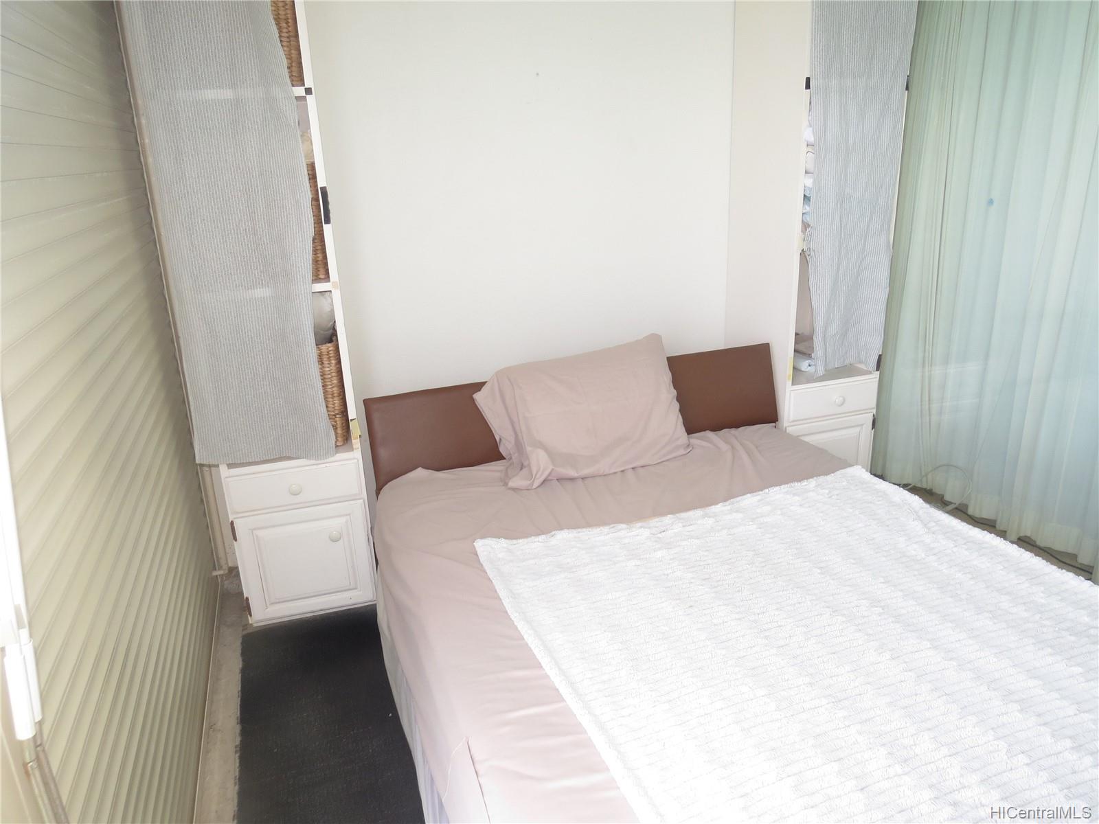 2877 Kalakaua Avenue  Unit 502