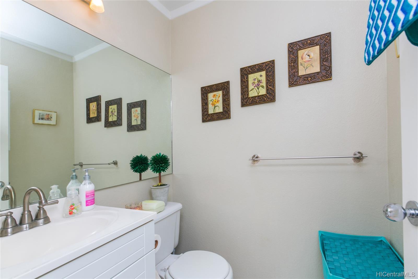 572 Mananai Place  Unit 20A