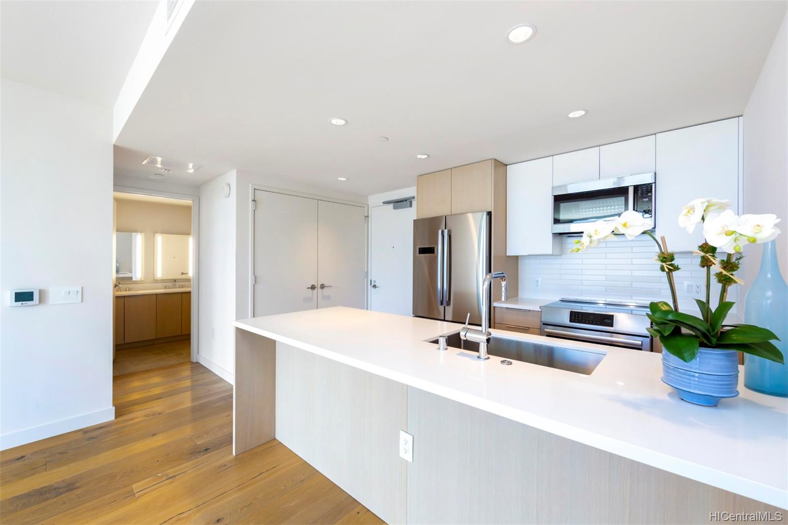 1001 Queen Street  Unit 2108