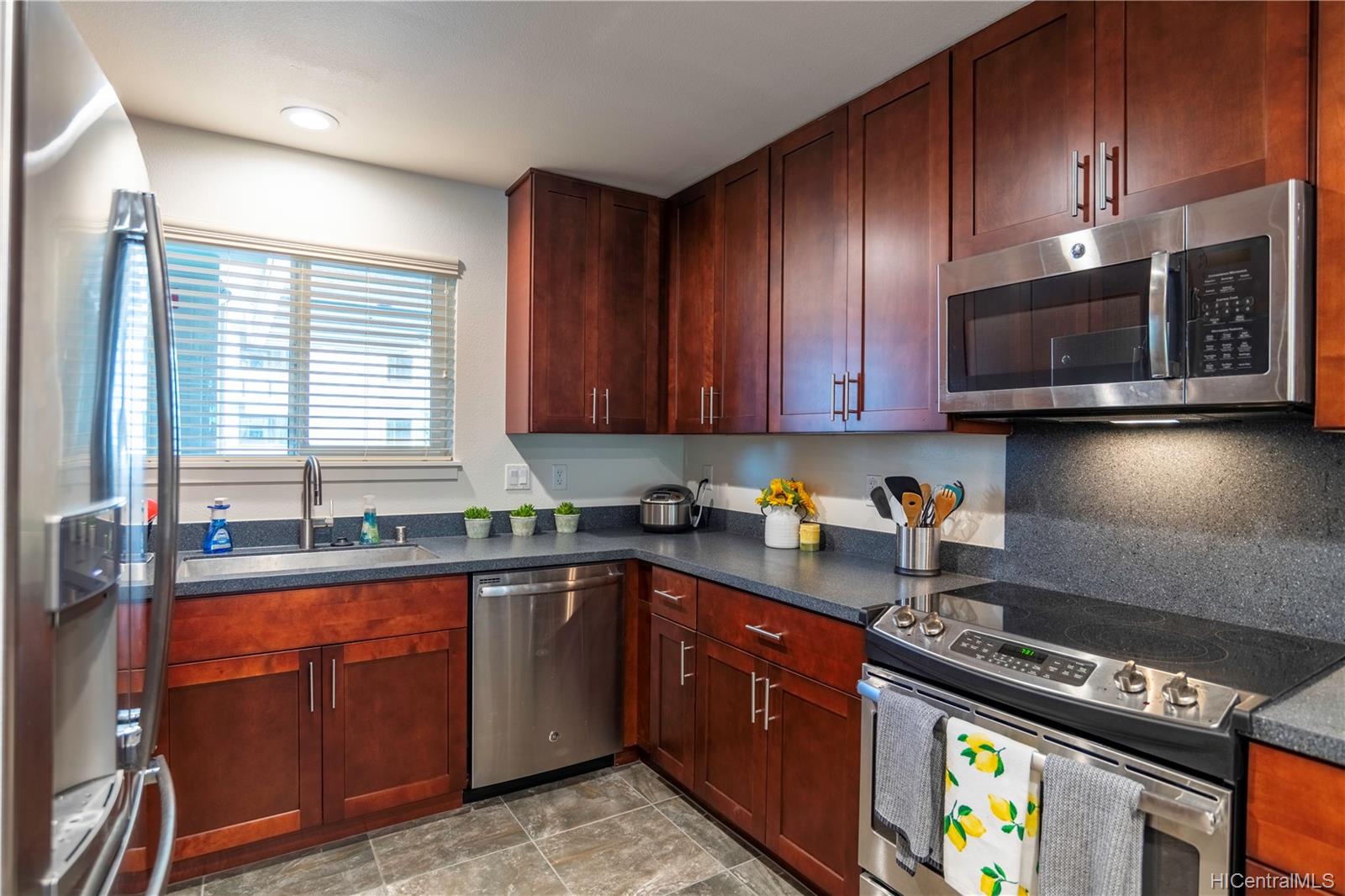 409 Kailua Road  Unit 7106