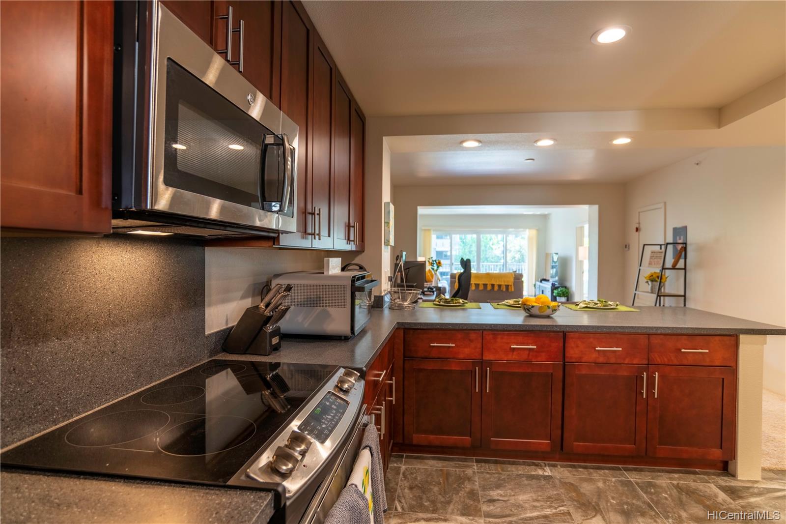 409 Kailua Road  Unit 7106