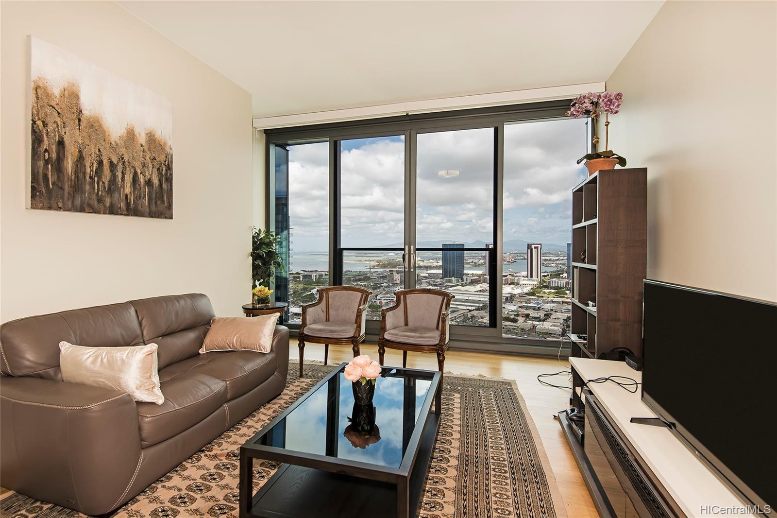1108 Auahi Street  Unit 3305