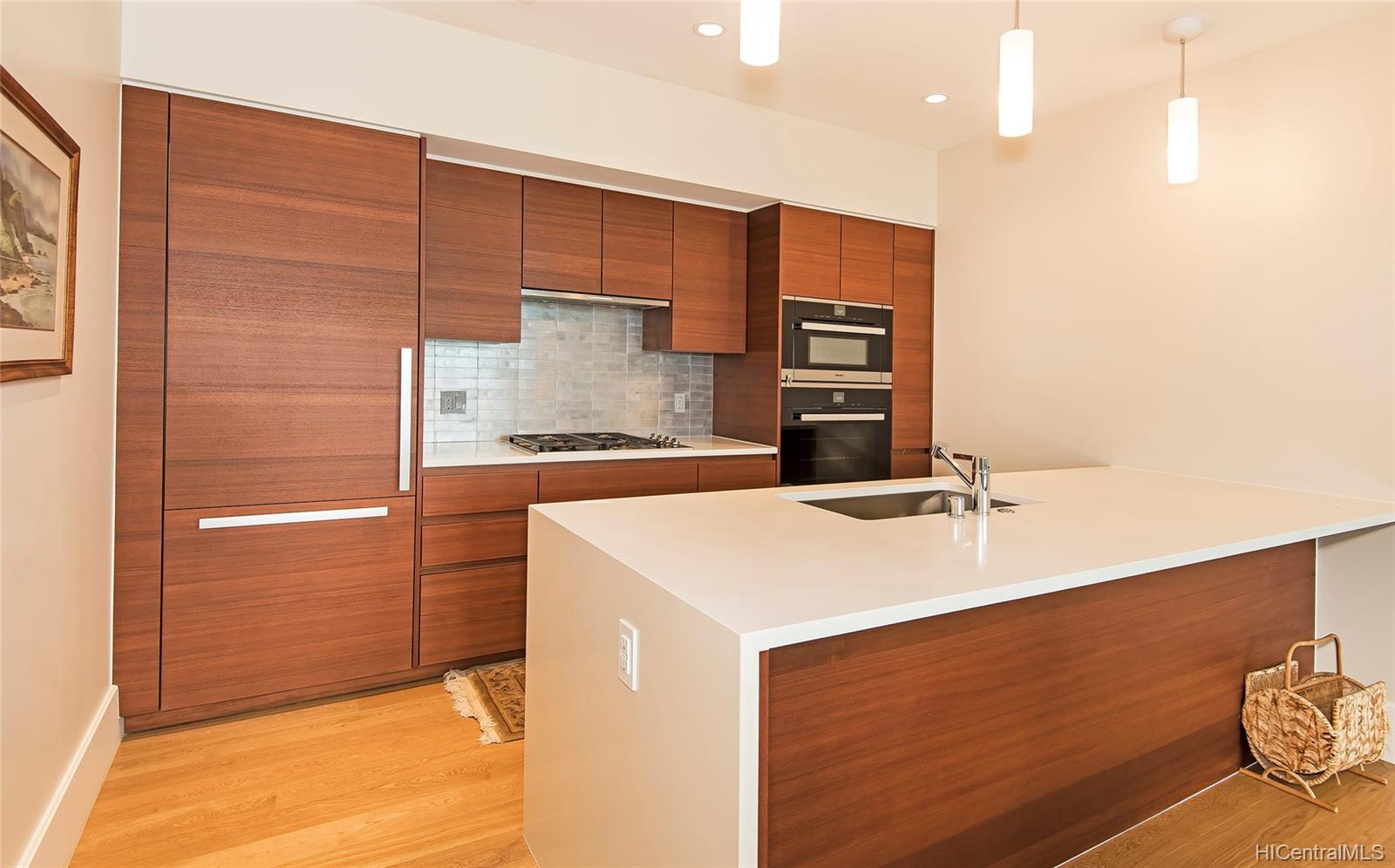 1108 Auahi Street  Unit 3305