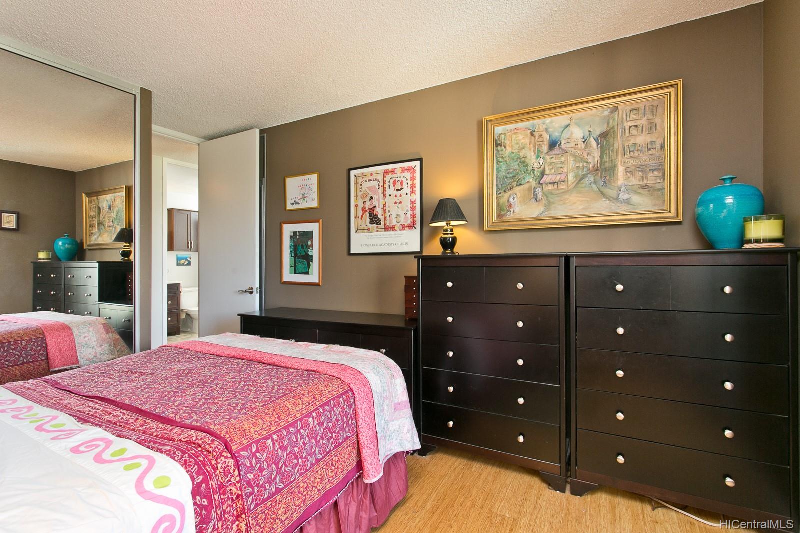 Waikiki Lanais 2452 Tusitala Street Unit 1106 Honolulu HI 96815 sold on