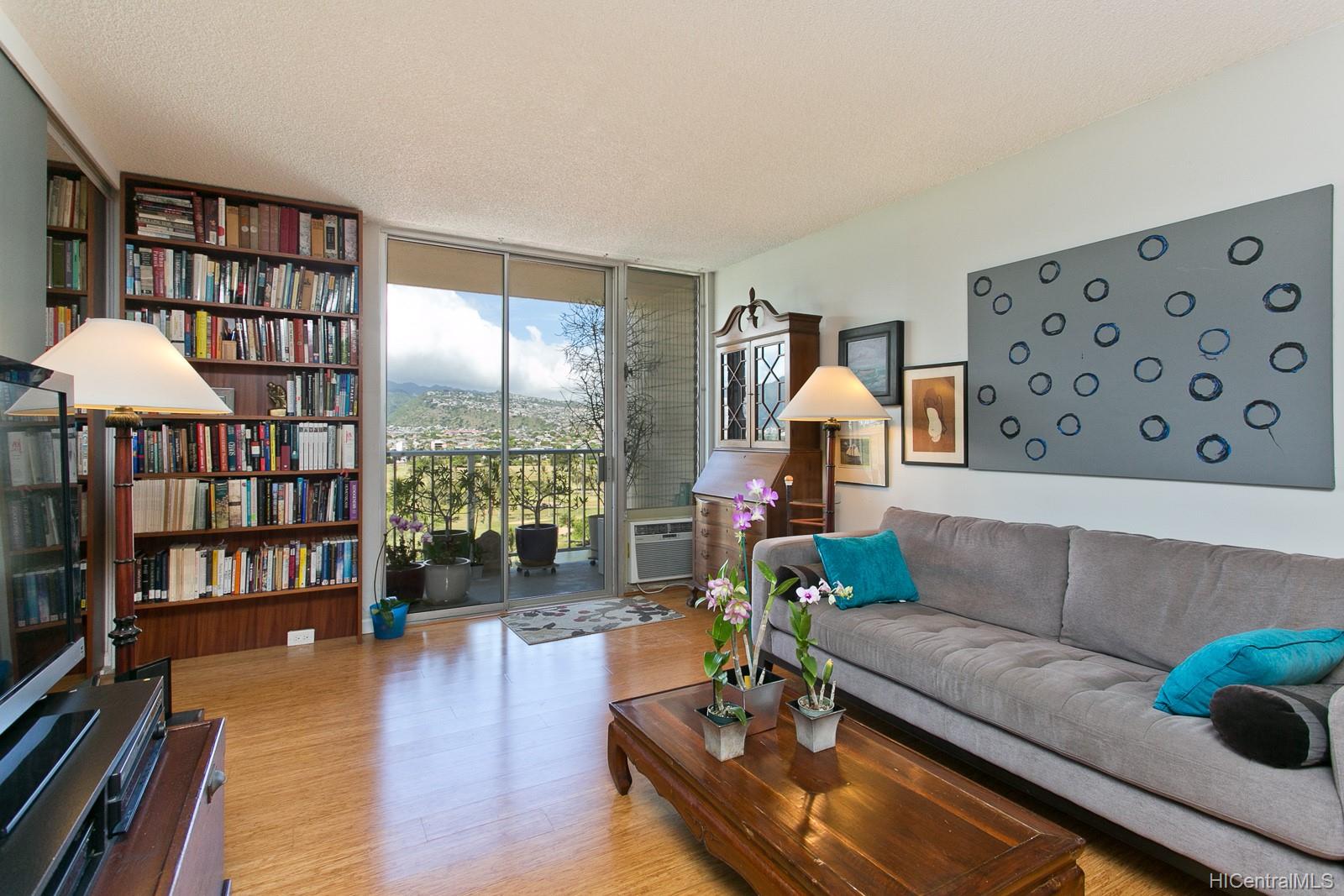 Waikiki Lanais 2452 Tusitala Street Unit 1106 Honolulu HI 96815 sold on