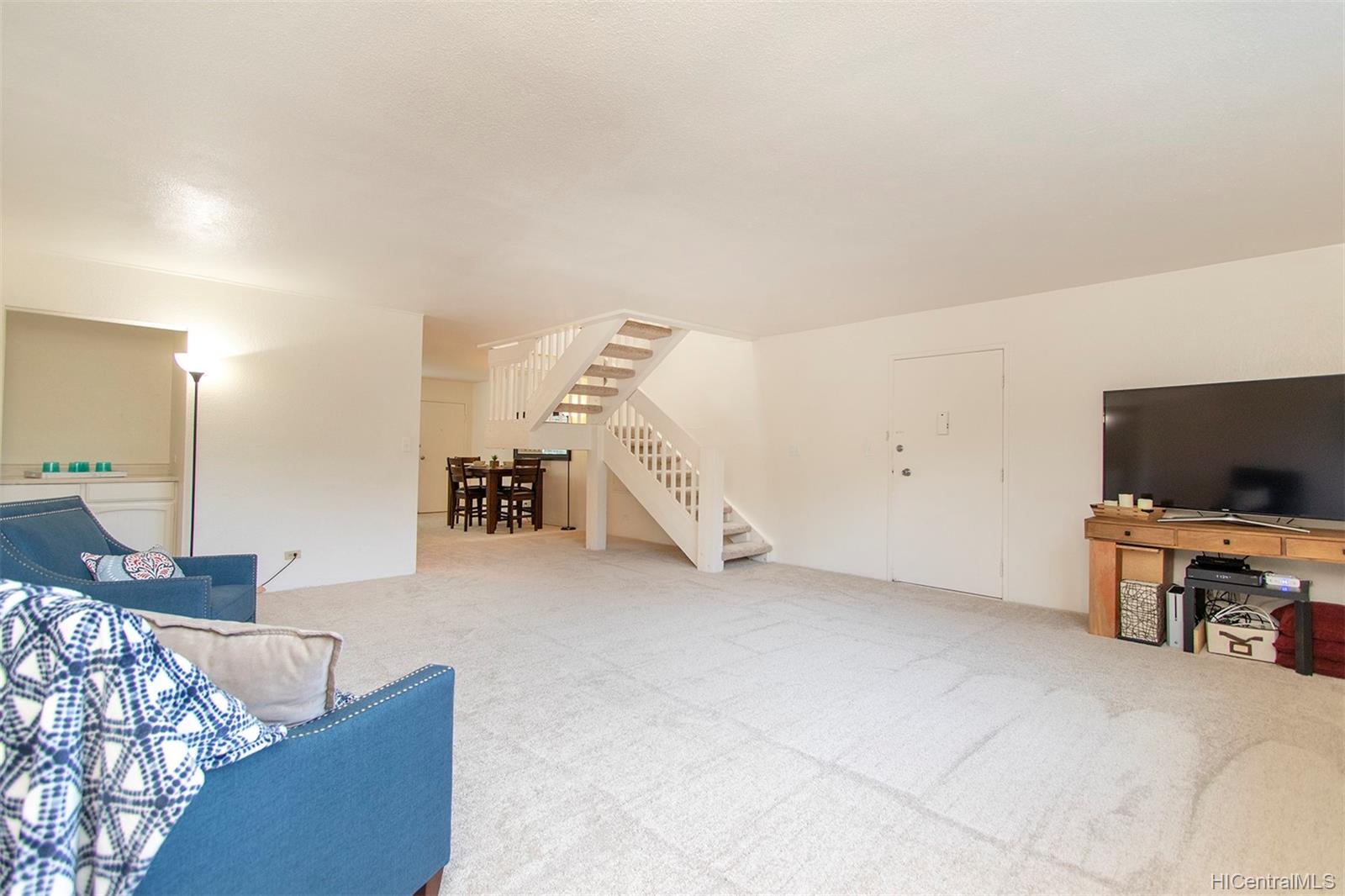 Kawaihae Crescent East 464 Kawaihae Street Unit D Honolulu HI 96825