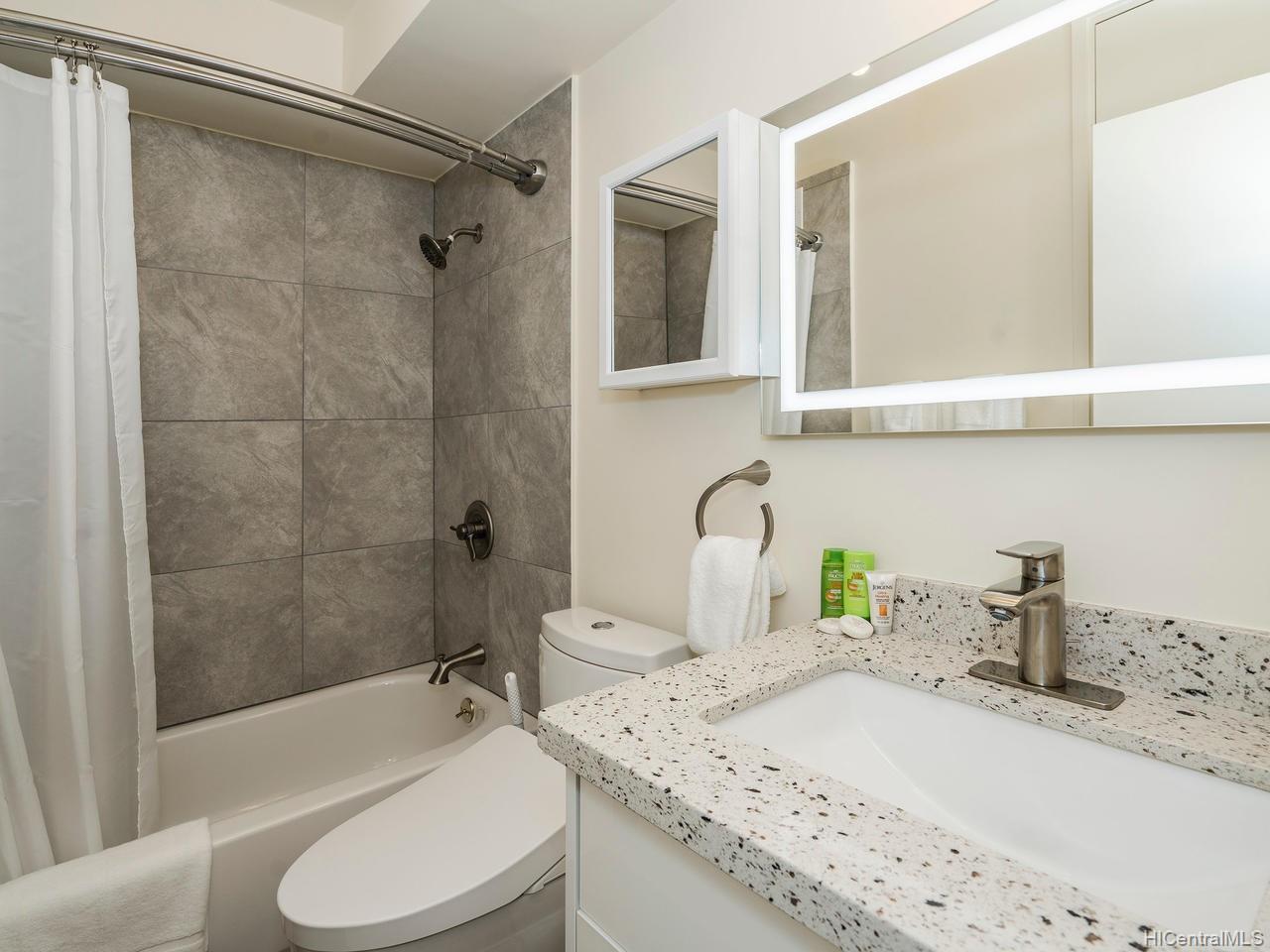 2345 Ala Wai Boulevard  Unit 1101