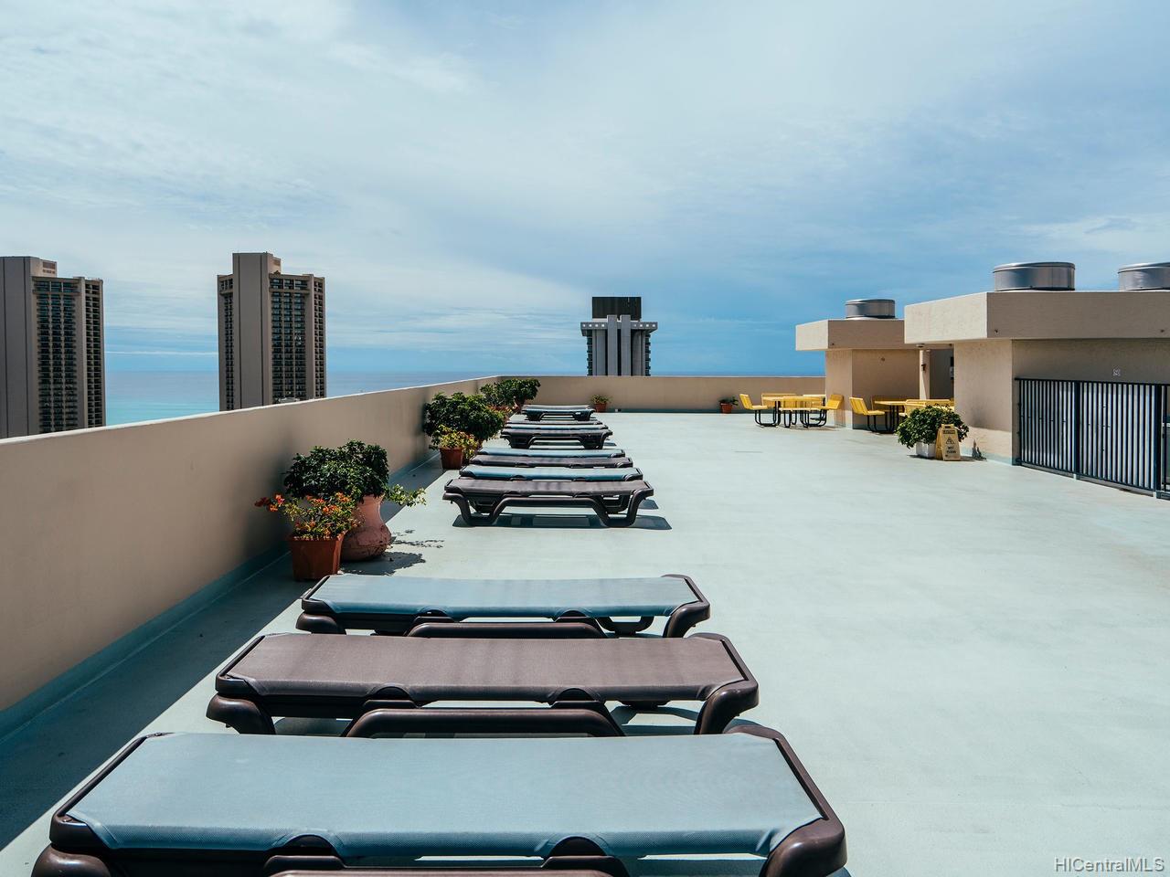 2345 Ala Wai Boulevard  Unit 1101