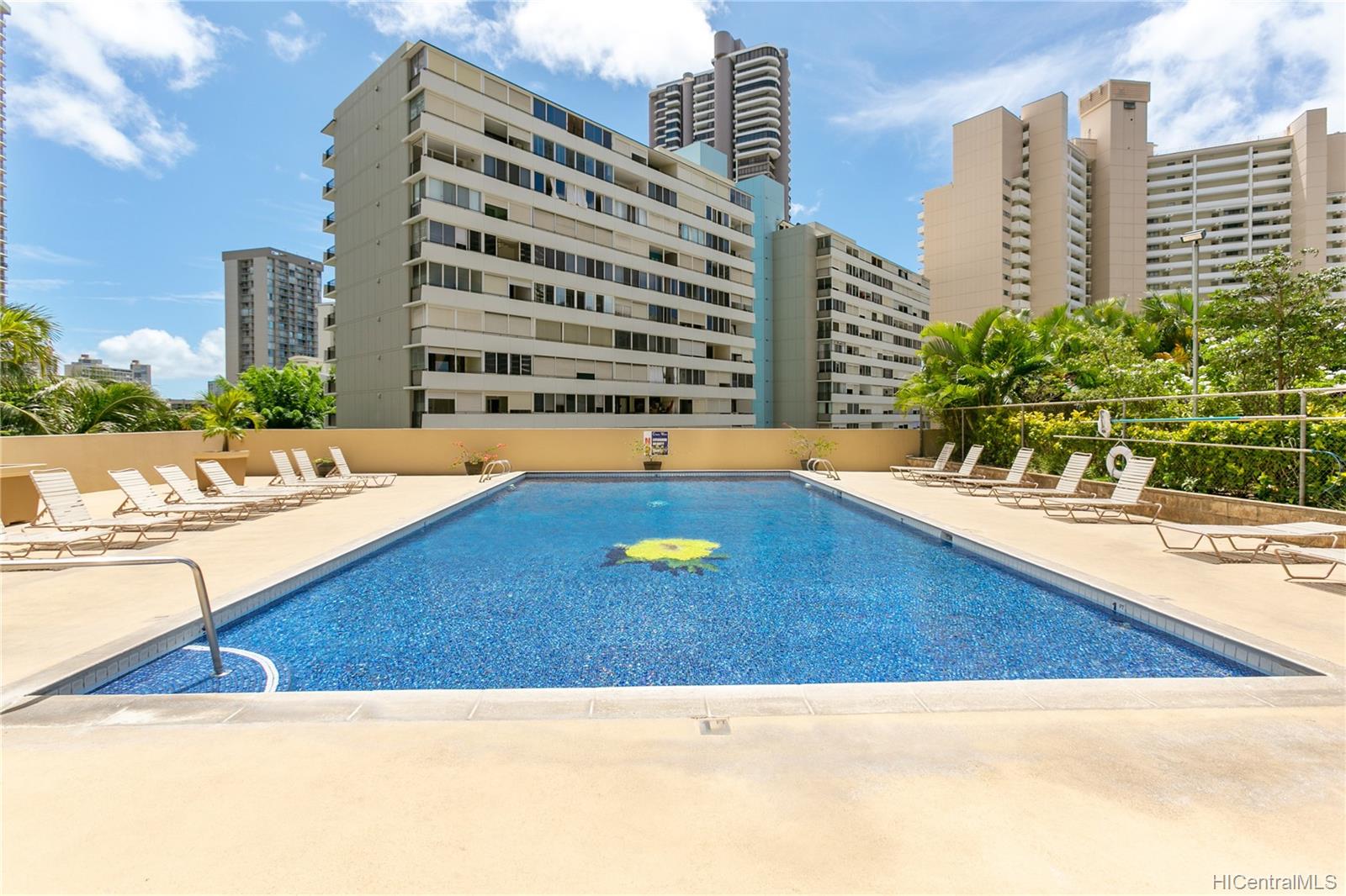 411 Hobron Lane  Unit 1512