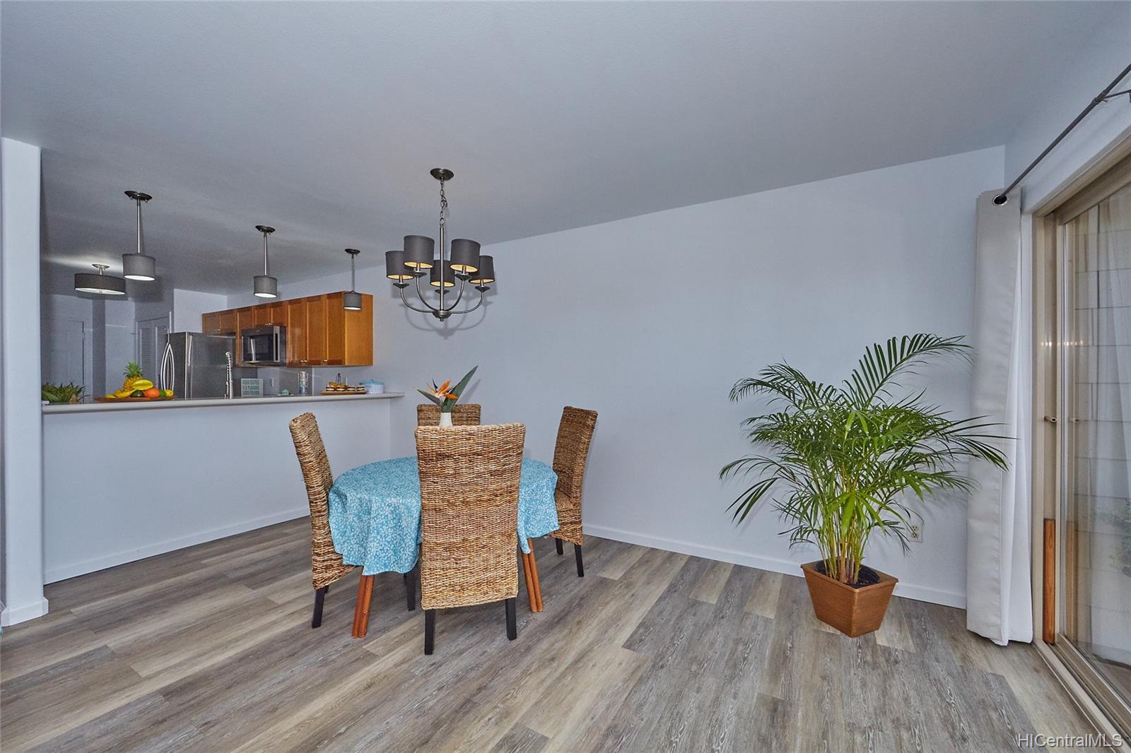 92-7127 Elele Street  Unit 203
