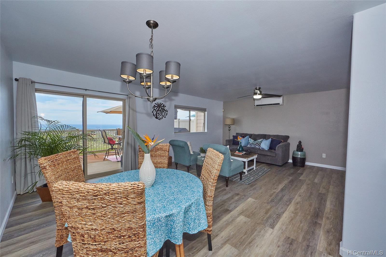 92-7127 Elele Street  Unit 203
